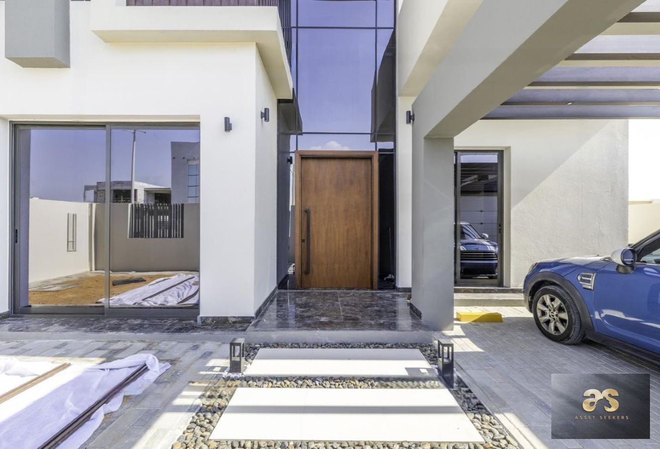 Modern | 4 Bed+Maids+Study Villa | Private Pool