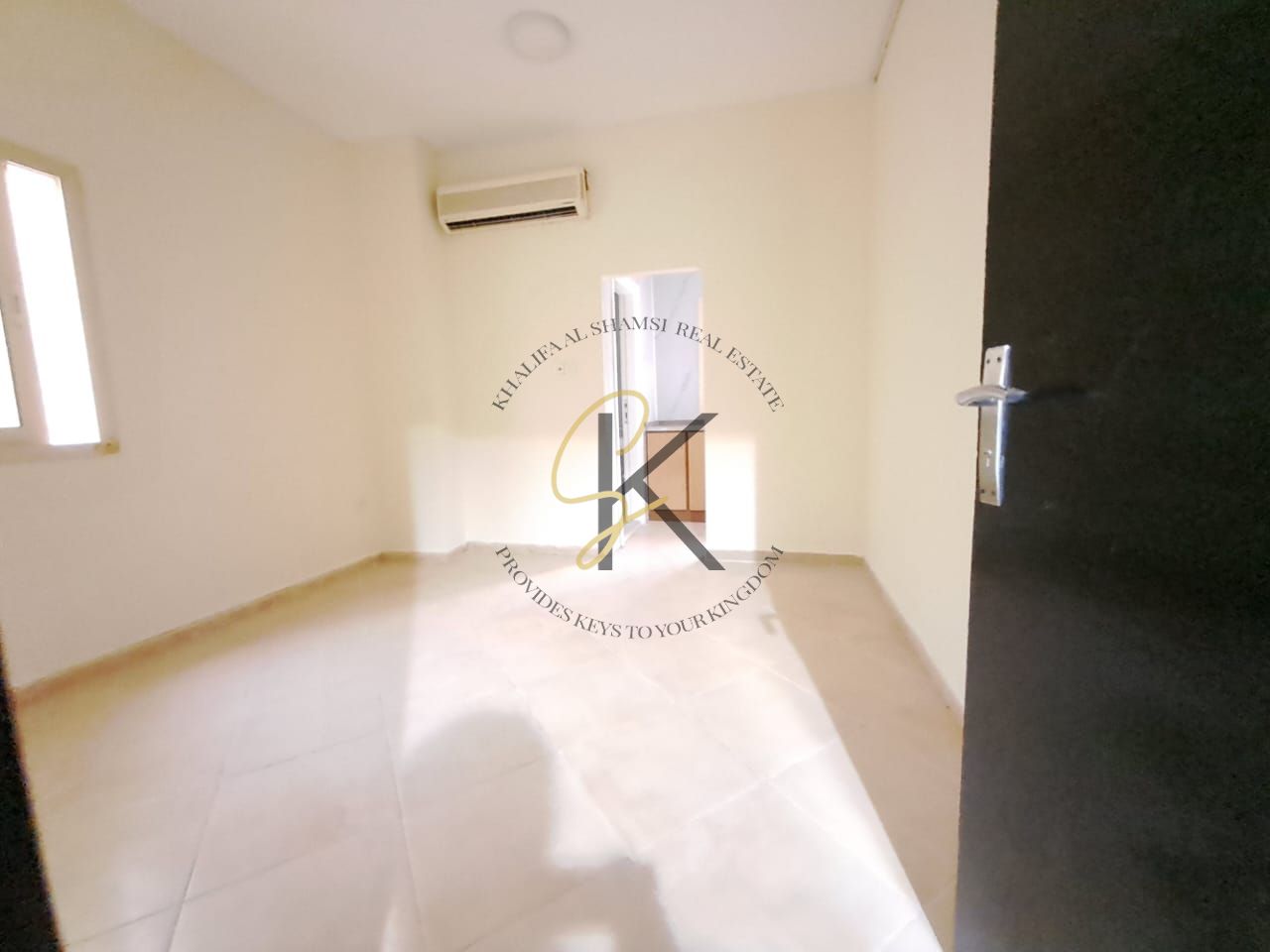 Ready To Move Spacious Studio With Separate Kitchen