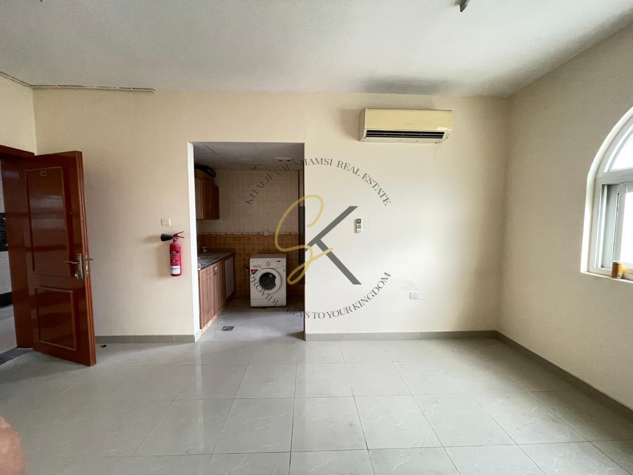 Spacious Unfurnished Studio Apartment for Rent in Muwailah, Sharjah | Prime Location | All Amenities | 450 Sqft