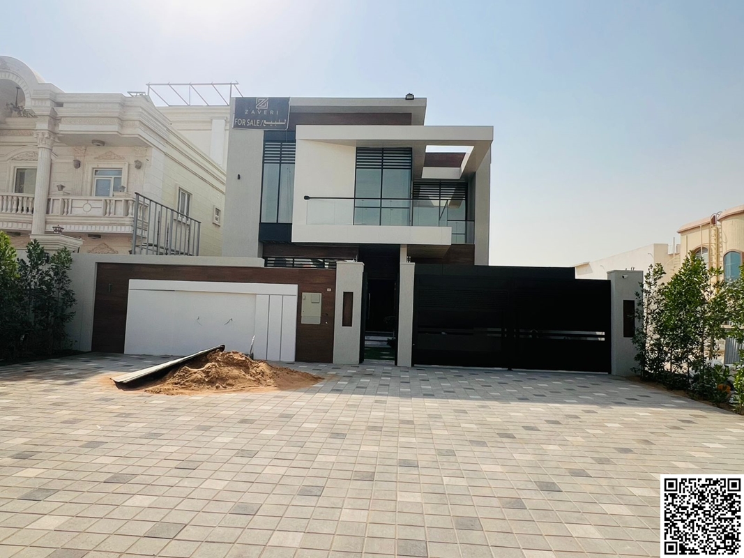 Get your villa now with a price that includes electricity, water, and air conditioning. Two floors, custom finishing, excellent location with a swimmi