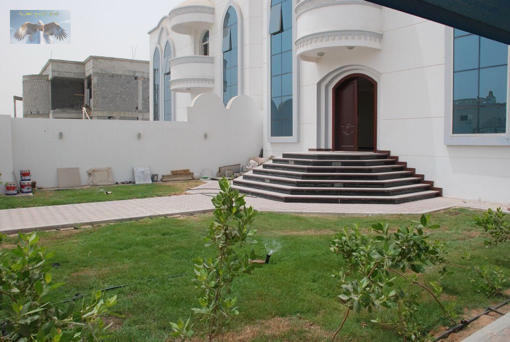 Beautiful first-occupancy residential villa for annual rent in Al Azra, prime location with elegant design