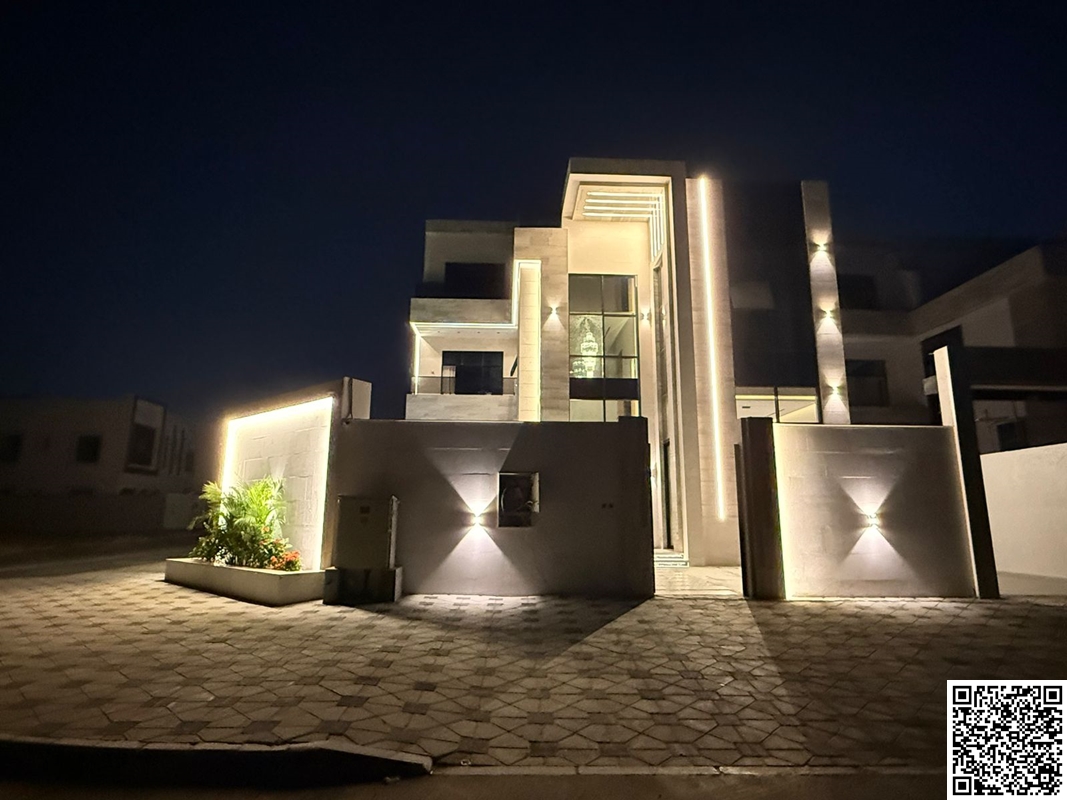 Own a villa with all-inclusive pricing, including furnishings. Two floors plus a rooftop terrace, custom finishing, excellent location with a swimming