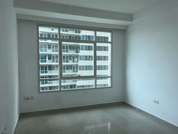 Perfect Location! Many Options! Great Layout!