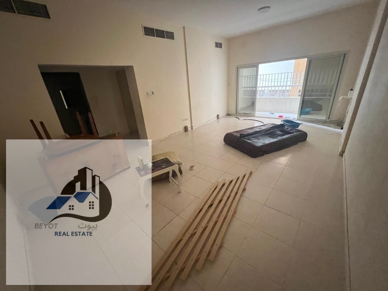 Apartment for Rent in Ajman – Al Nuaimiya 1 Location: Al Nuaimiya 1 – Opposite Al Hikma School Prime location with easy access to Dubai & Shar