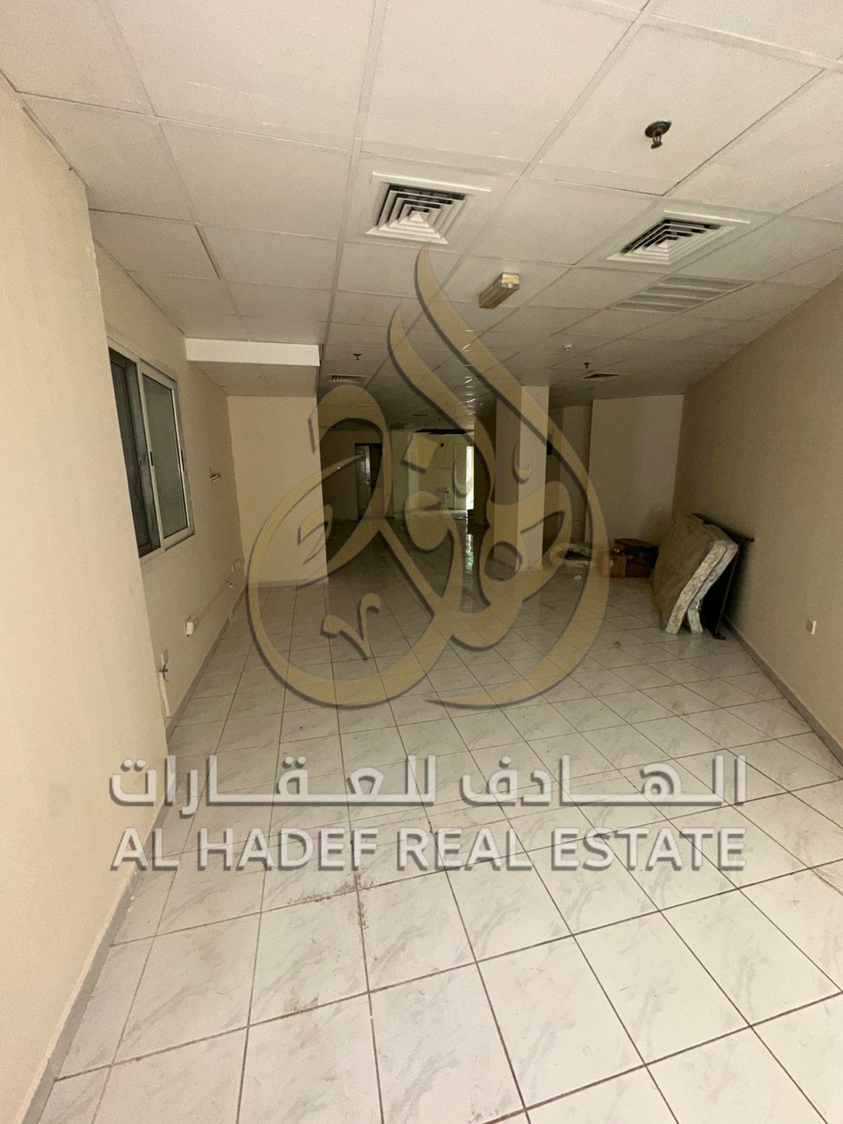 2 Bedroom Apartment for Rent | Family or Sharing A spacious two-bedroom apartment with a living room is now available for rent in a building suita