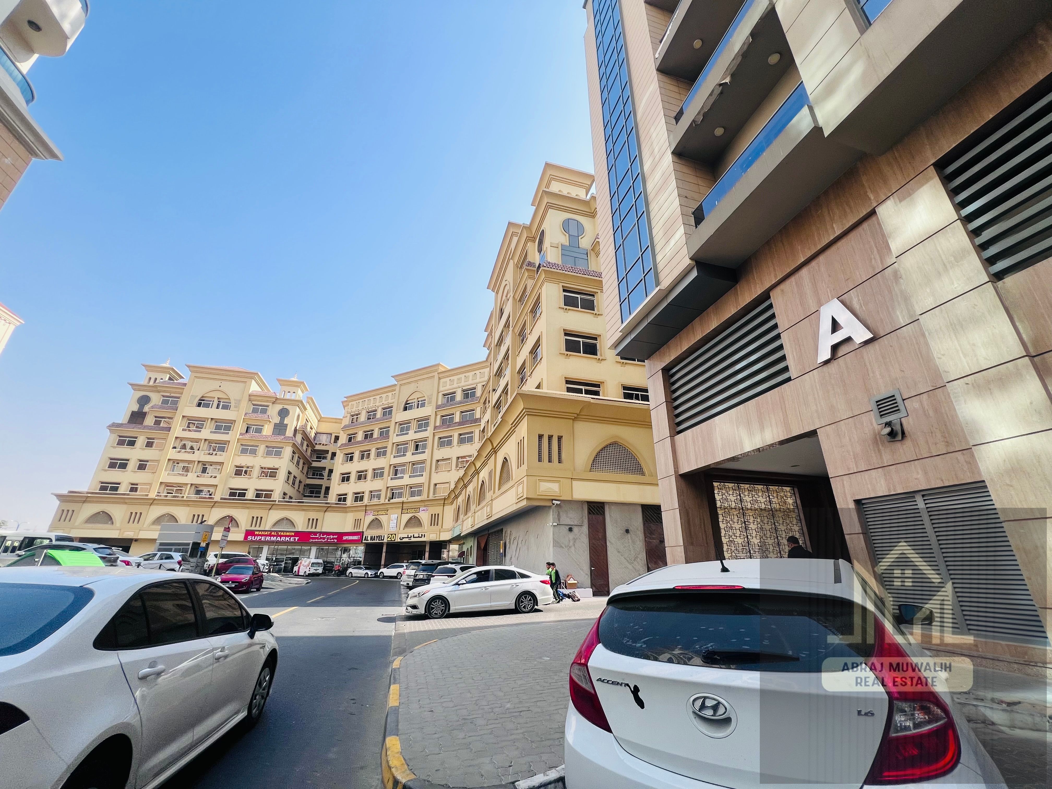 Escalate Your Business Here Pime Location Huge Shop In The Heart Of Sharja