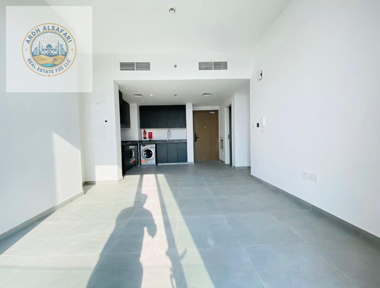 Luxurious Life Style 2Bhk Apartment with Balcony Just 90k