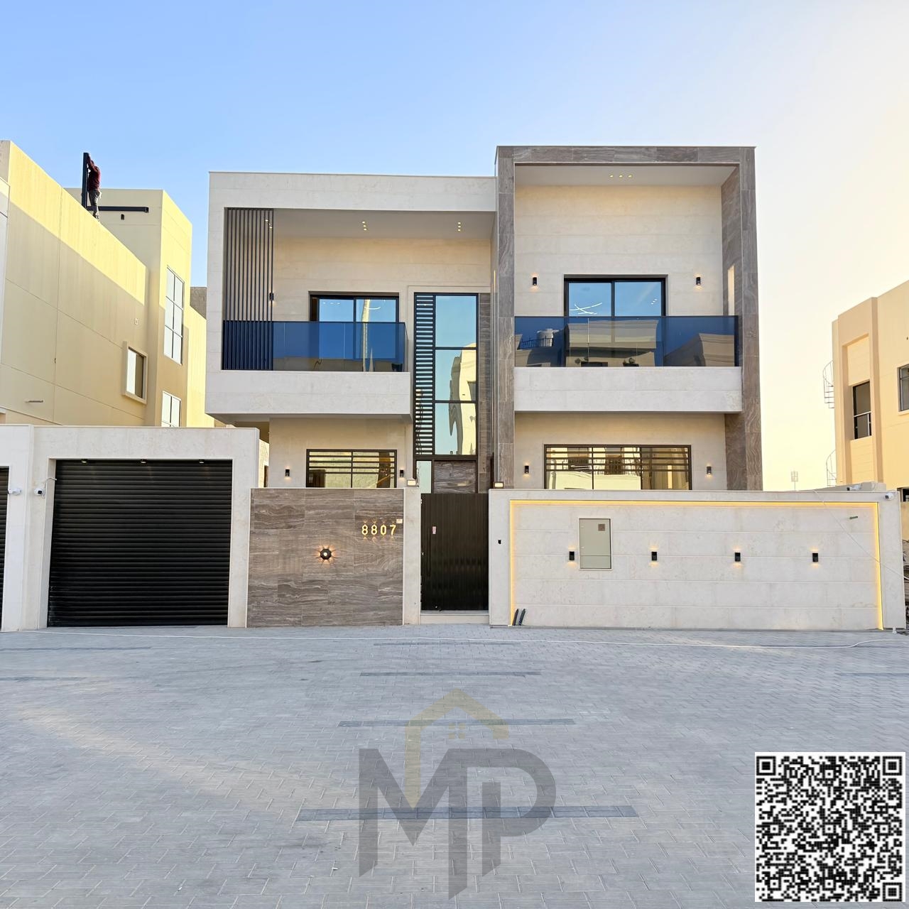 Luxury villa with hotel-style finishes in Al Zahia | 5 master bedrooms + maid's room | 30-meter setback | Freehold ownership for all nationalities | S
