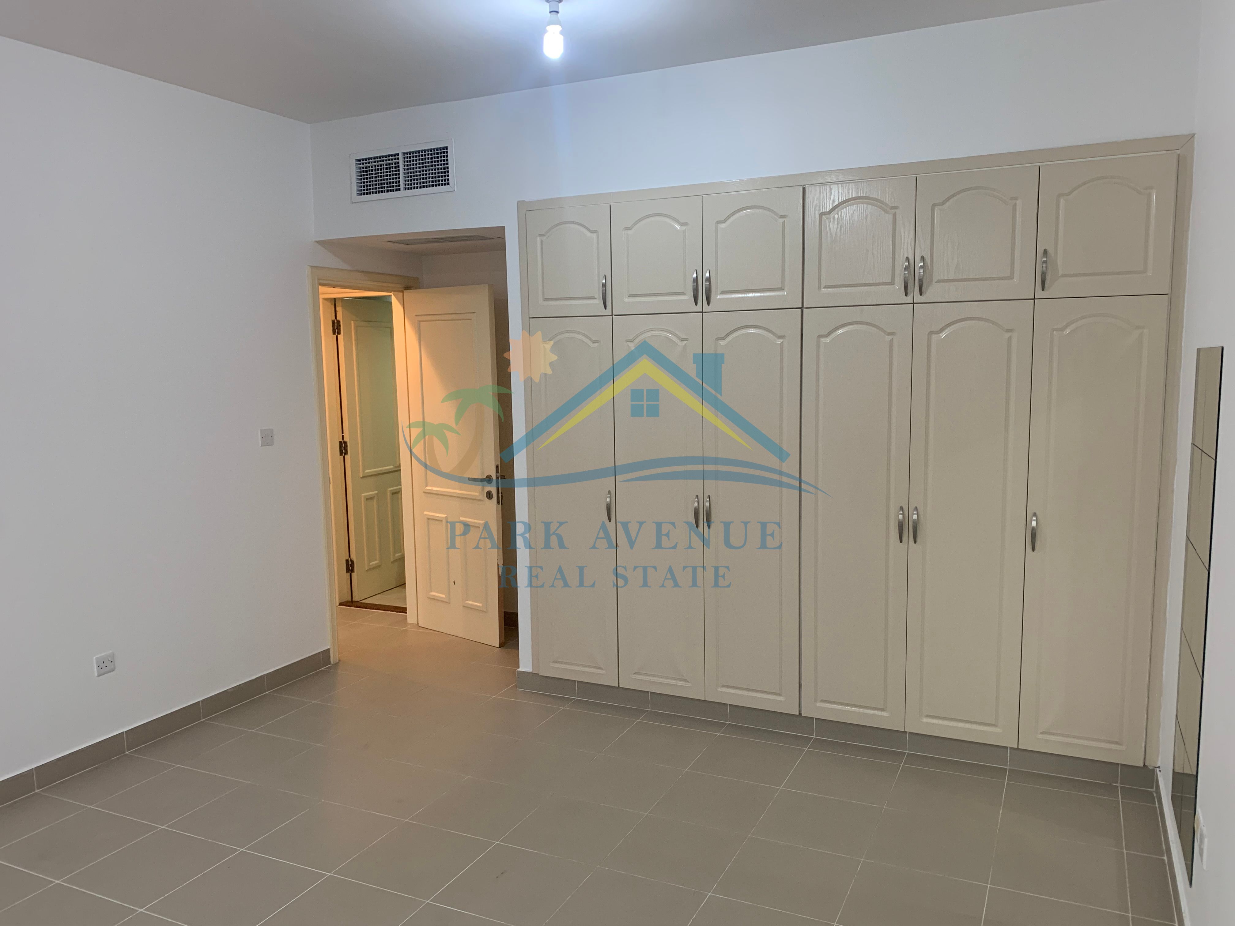 Amazing 1 BHK Available in Tourist club
