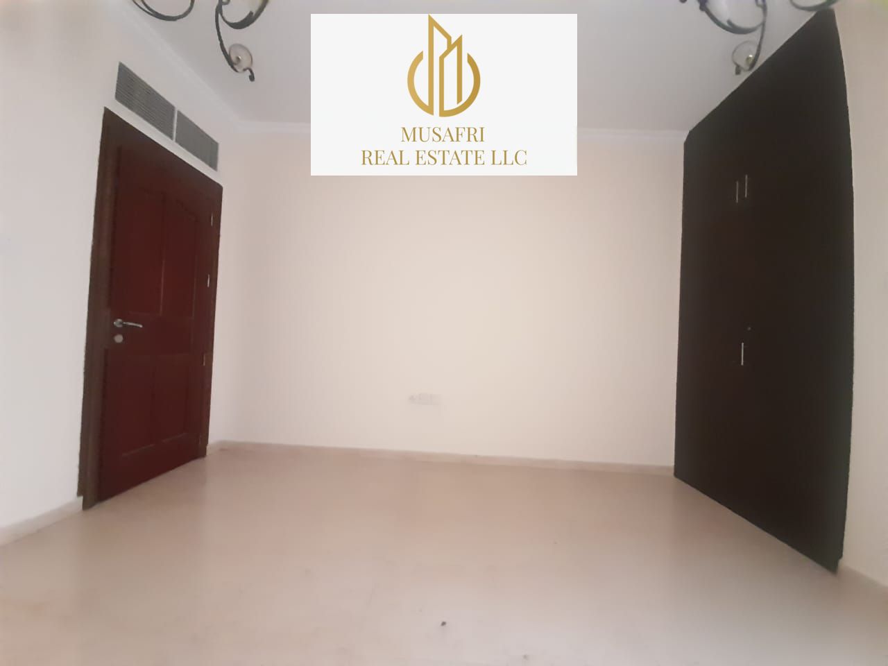 Spacious Family Living!!!Luxury 2BHK with 3 Bathrooms & Balcony in 43k, Close to Dubai Exit, Muwaileh Commercial Sharjah, Call Umer