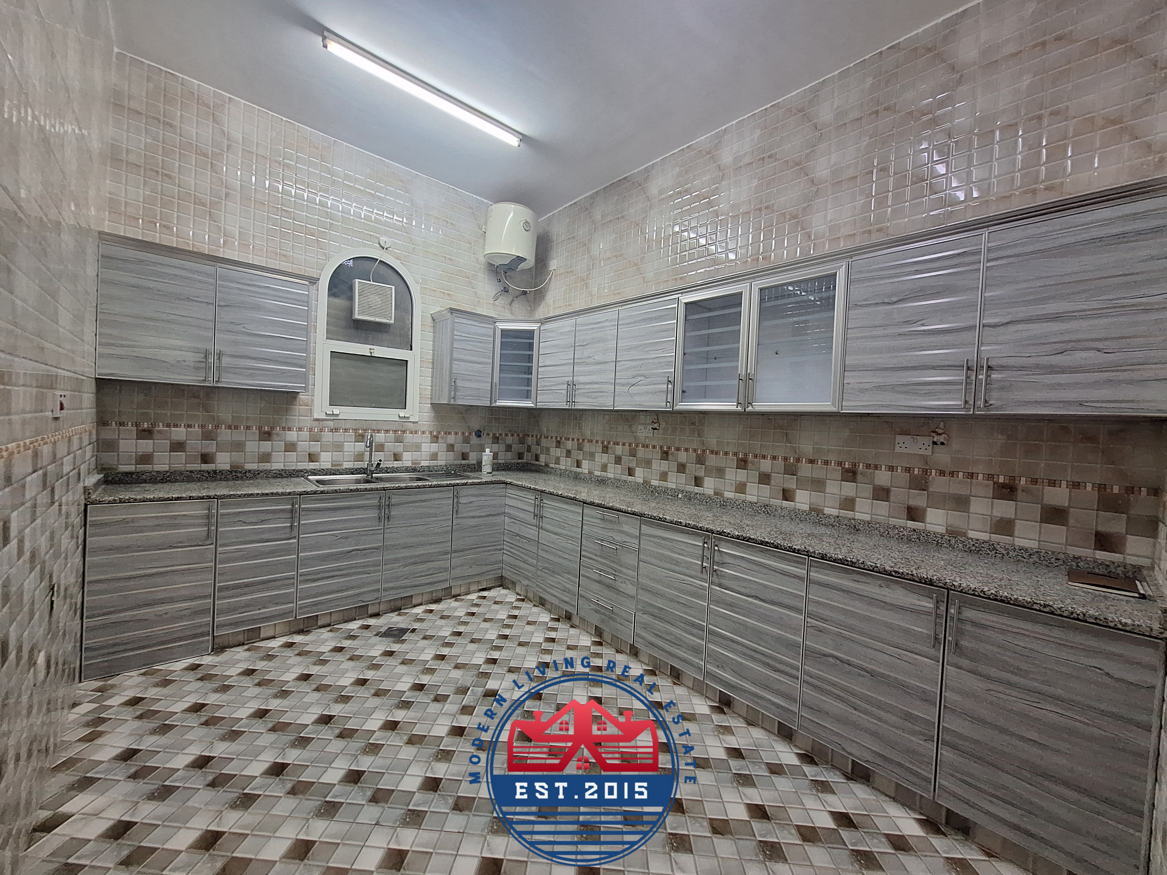 Spacious 2MBR, Majlis, kitchen,3 bathroom, shared big yard