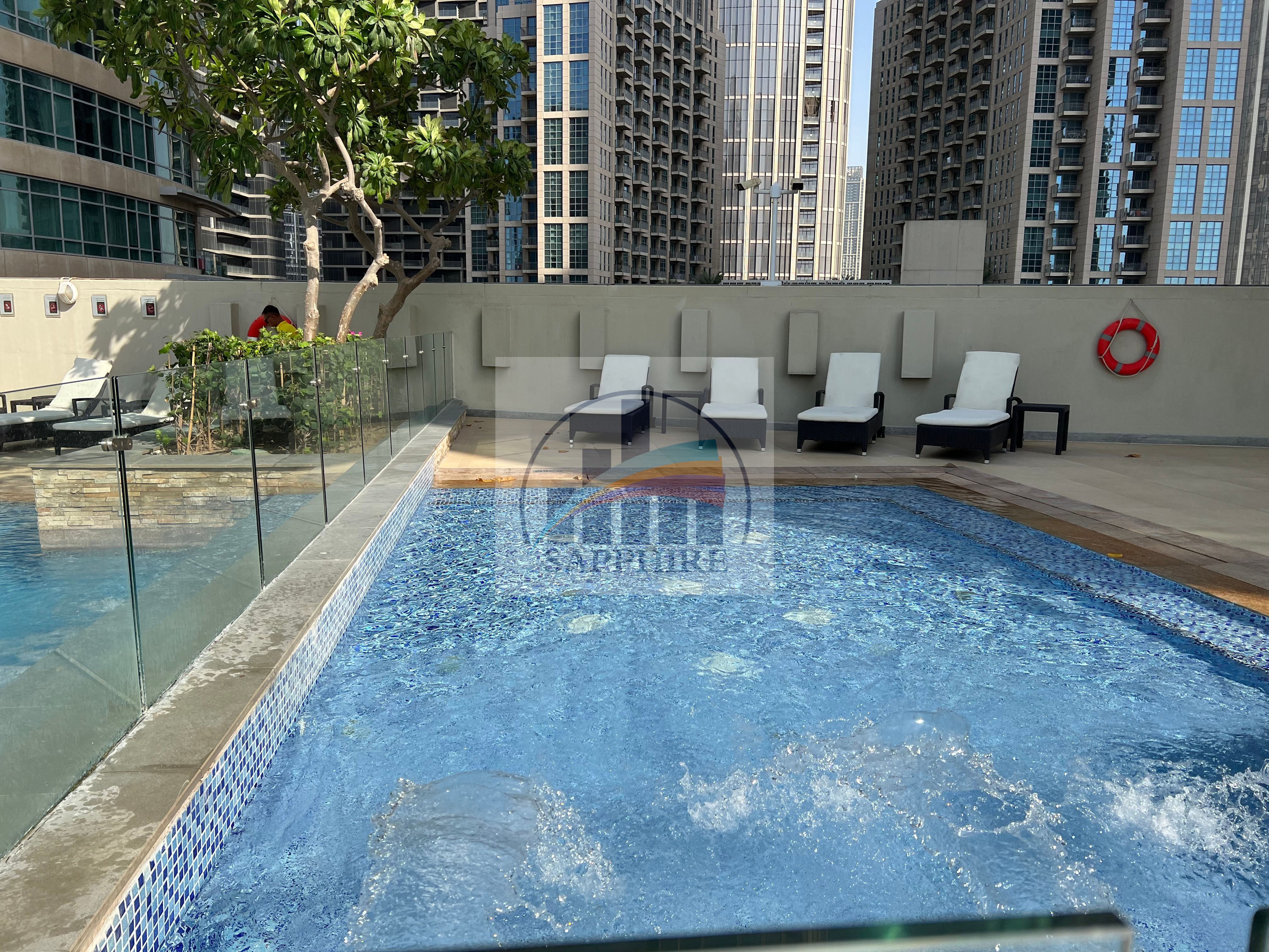 Enjoy Burj Khalifa View || 4 Amenities | 1 BR