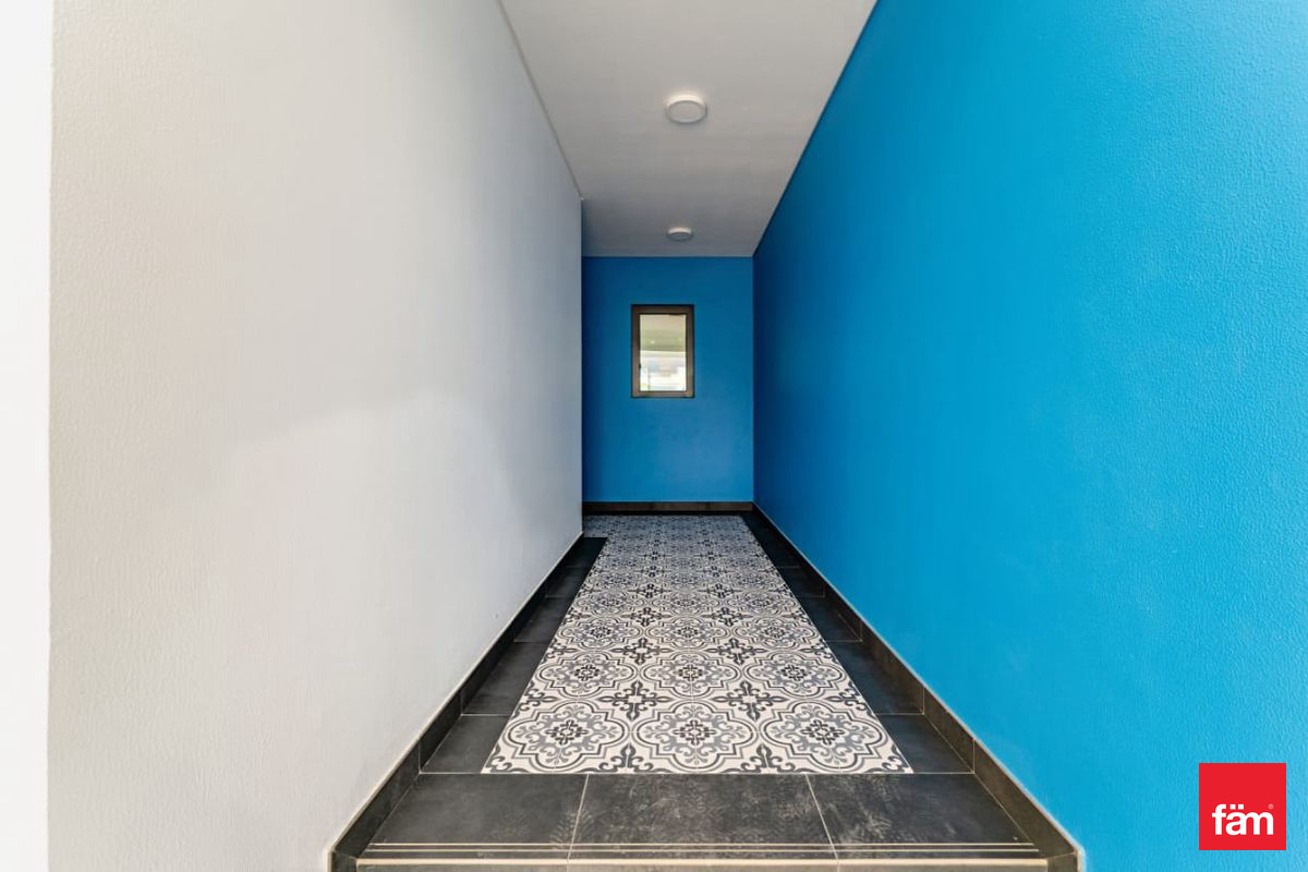 Single Row | Near Parks And Lagoon | Negotiable