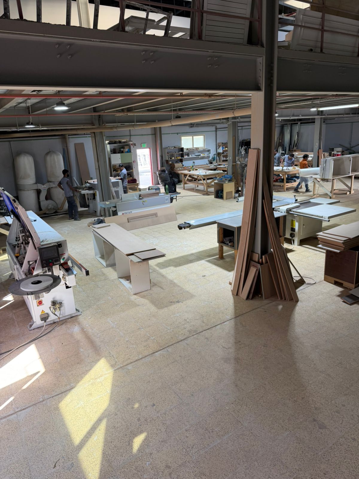 Excellent Fully Equipped Warehouse cum Interior Design Workshop for Rent – Jebel Ali 1