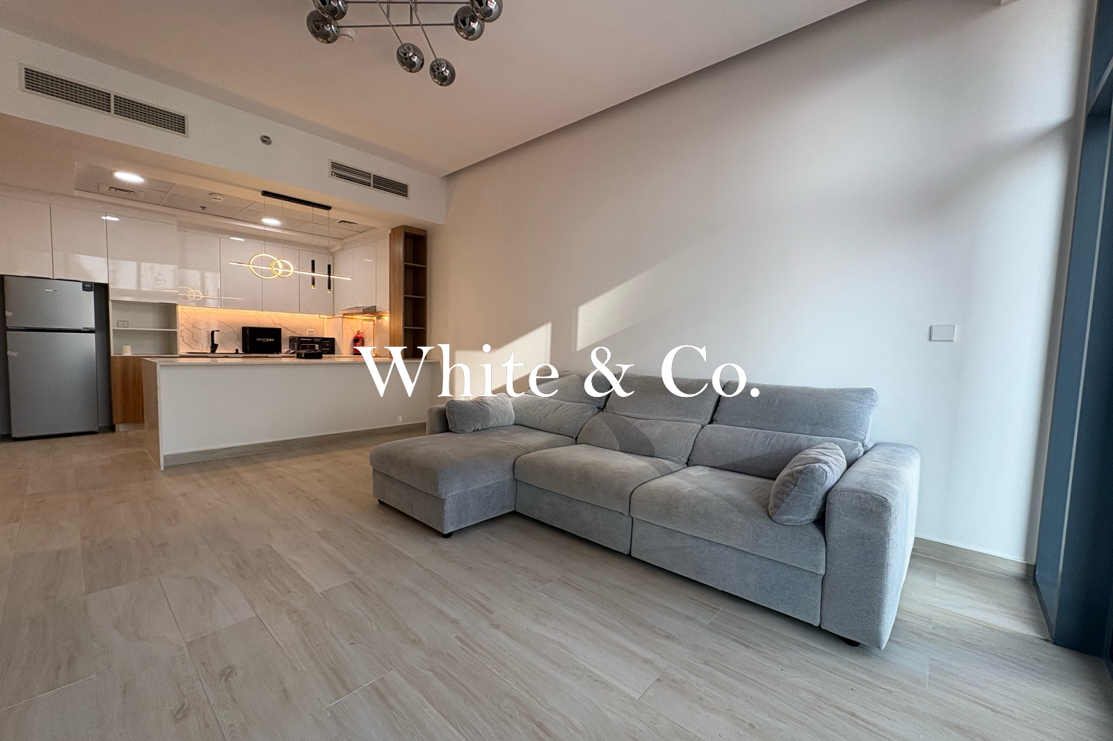 FURNISHED 1 BED | BRAND NEW | HIGH FLOOR