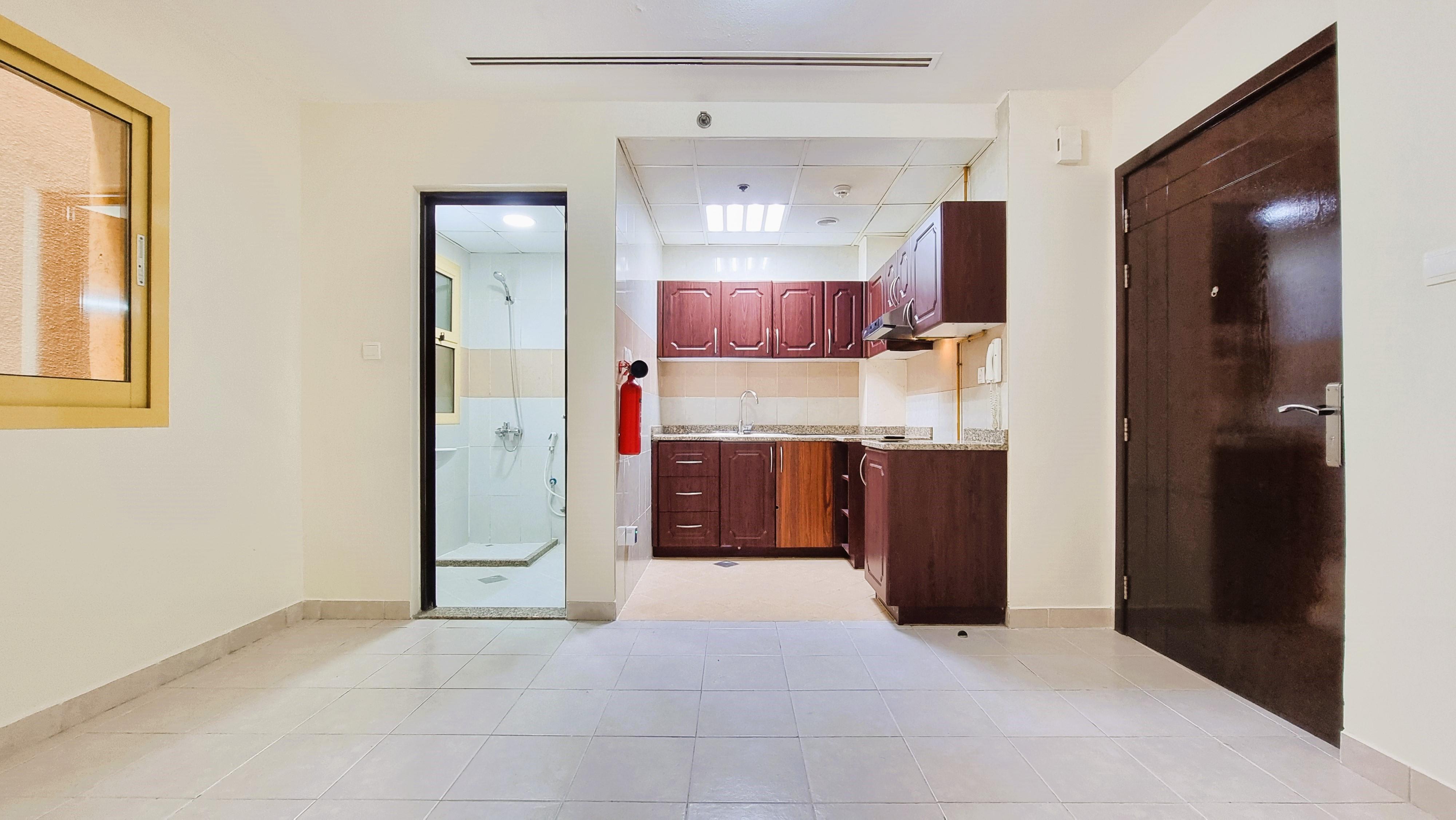 COMPACT-1 BEDROOM-FAMILY-NAIF