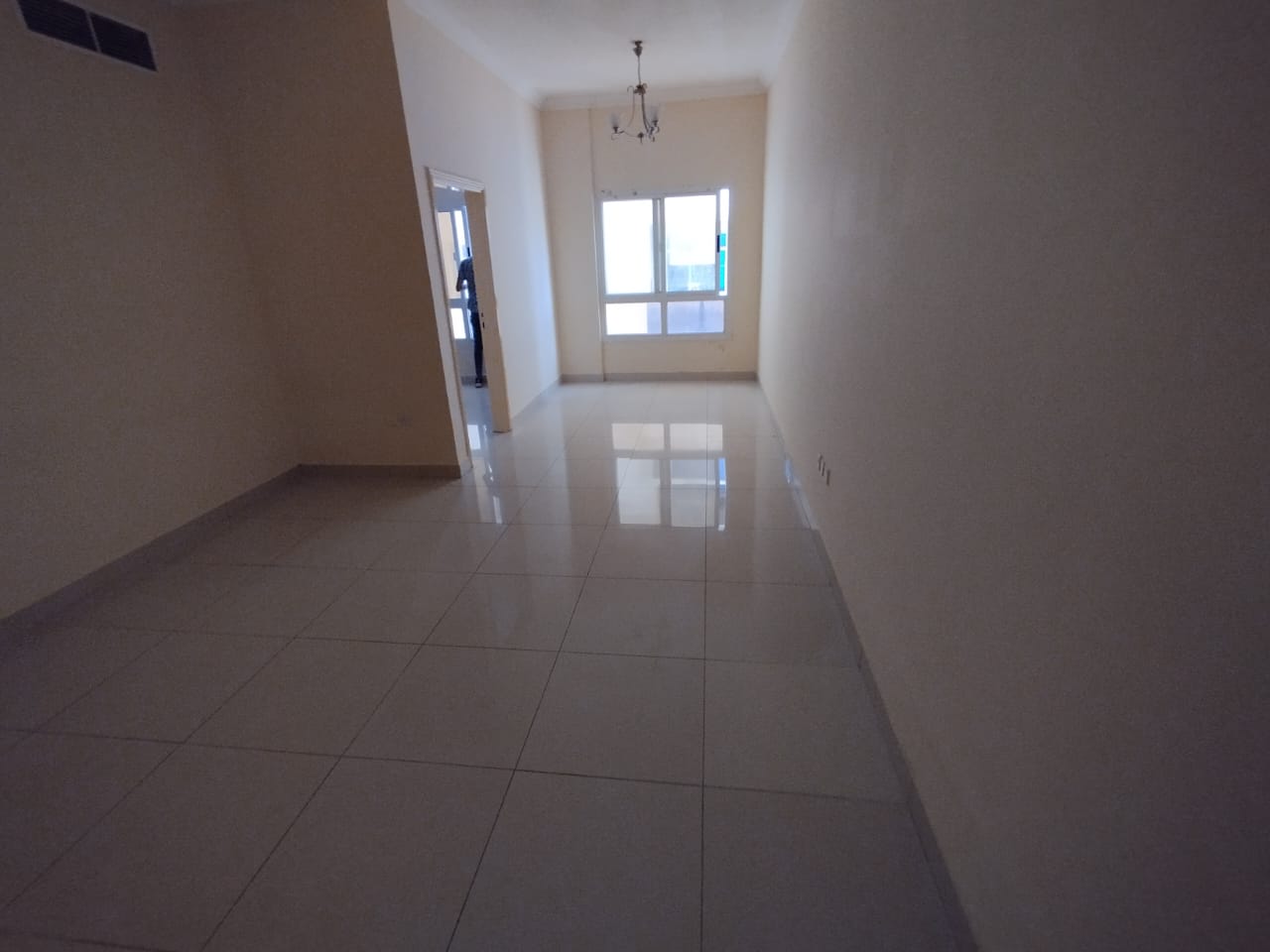 Beautiful room and living room in Al Nuaimiya 1, near Al Hikma School, available for annual rent