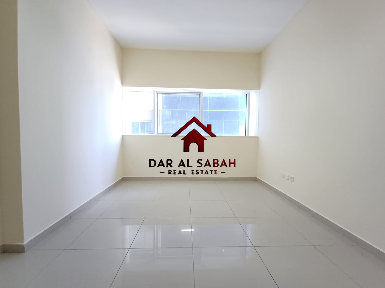 WITH BALCONY AND CLOSE HALL 1 BEDROOM NEAR RTA BUS STOP F22 F24