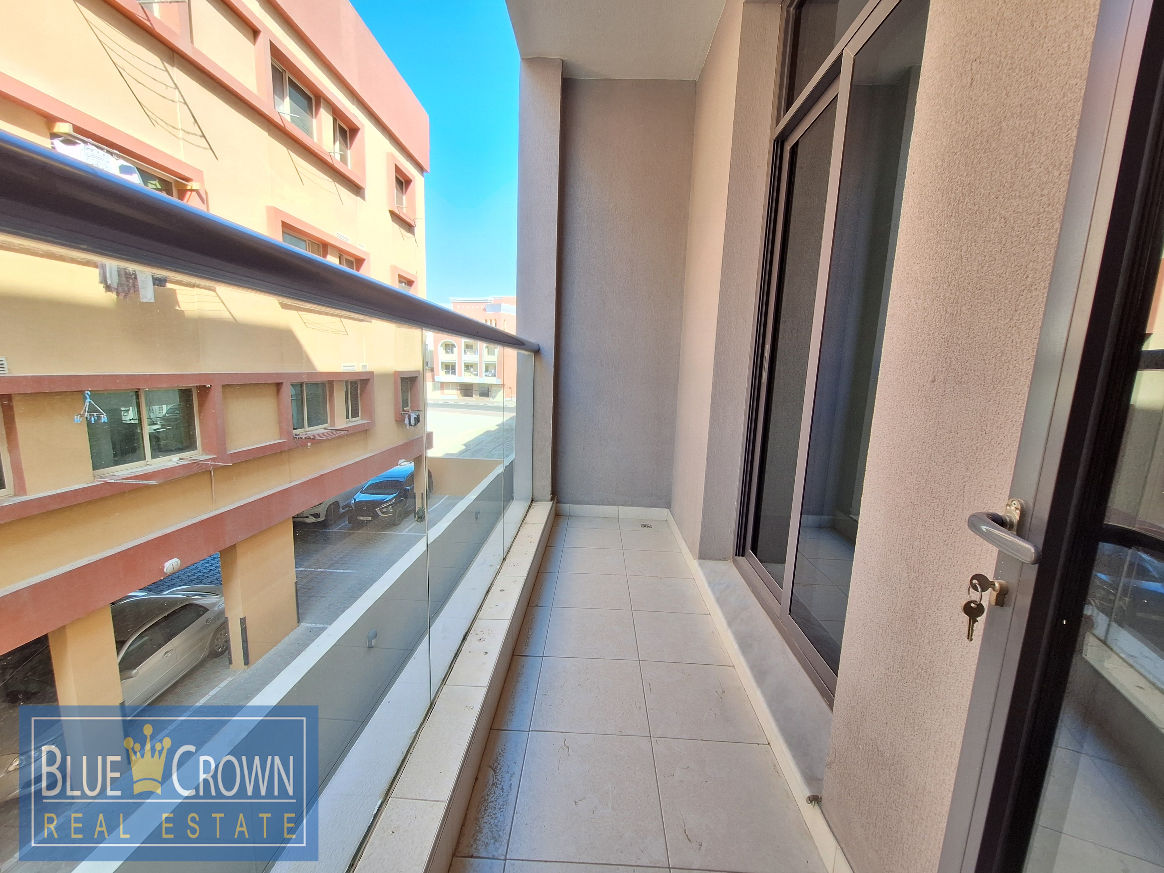 1 BEDROOM HALL / BALCONY / ONLY FOR FAMILY