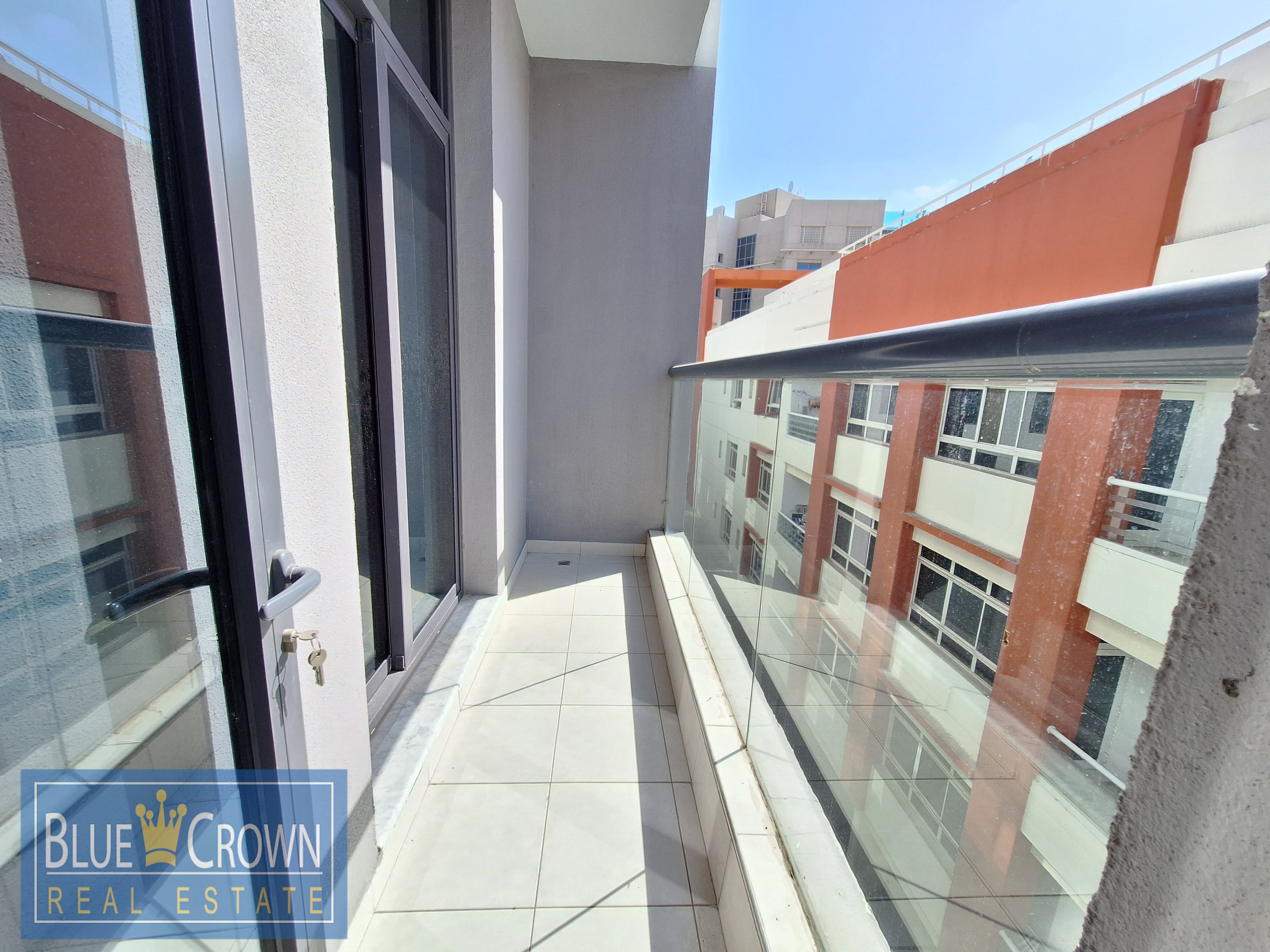 SPACIOUS 1BHK / NEAR METRO / FAMILY BUILDING
