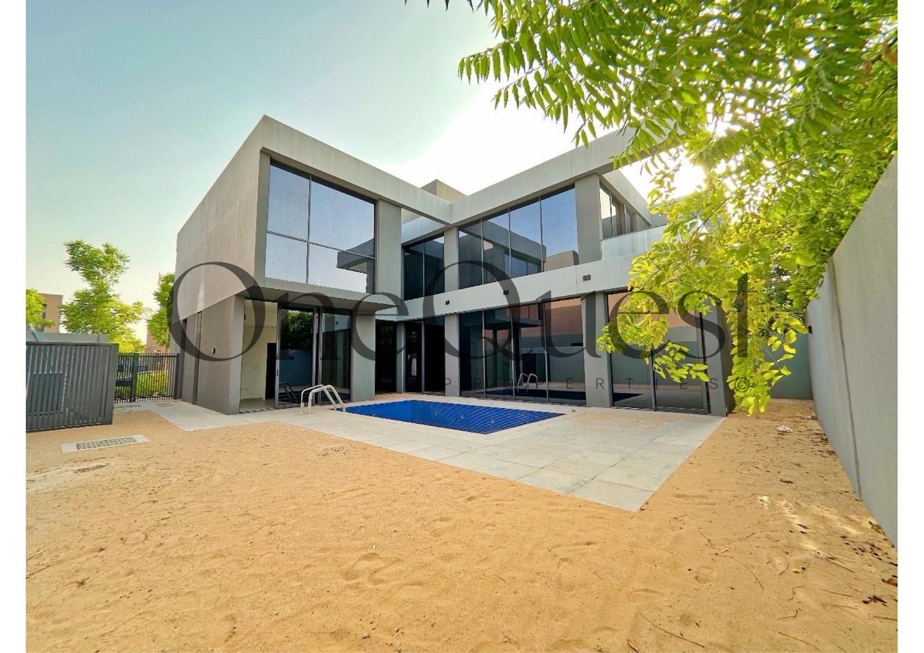4BED with pool for rent in masar kaya big plot