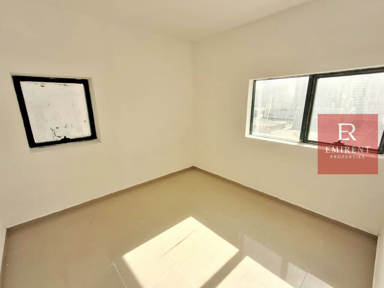 “Modern Studio for Rent in Altawun | Best Pice | DUBAI EXIT | Near Corniche & Amenities”