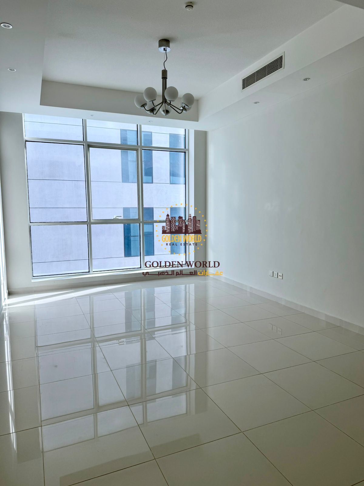 Luxury 2BR Panoramic Apartment in Al Khan with Parking – AED 55,000
