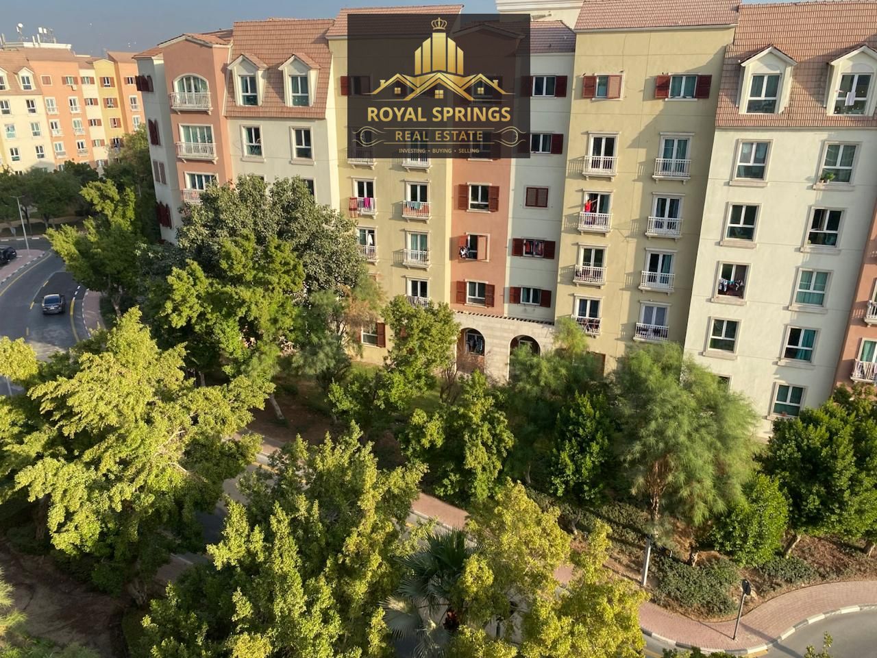 Well-Located Unfurnished Studio | Near Garden Metro Station
