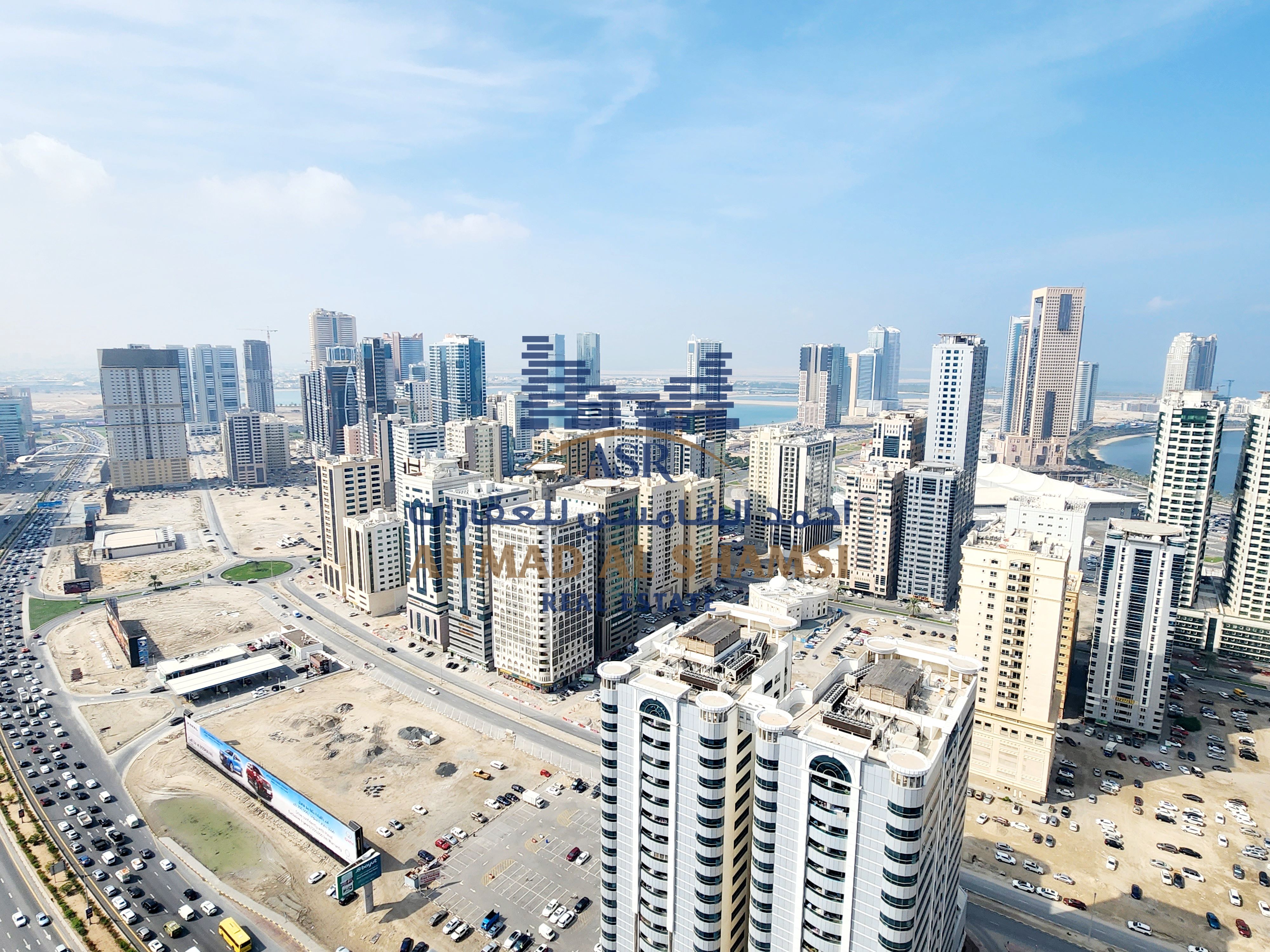 Luxurious 3BHK | Balcony | Wide Layout | Close To Dubai