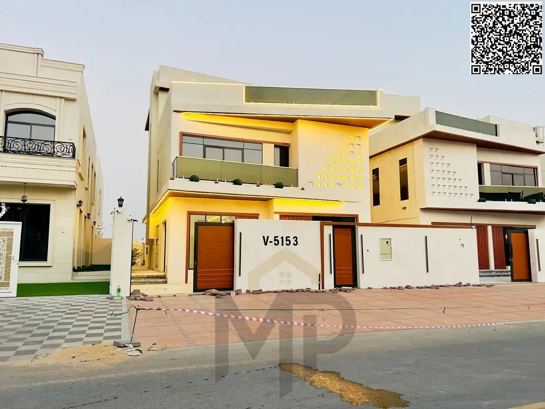A modern villa, including registration and ownership fees, located opposite a mosque and with direct access to services. Freehold ownership available