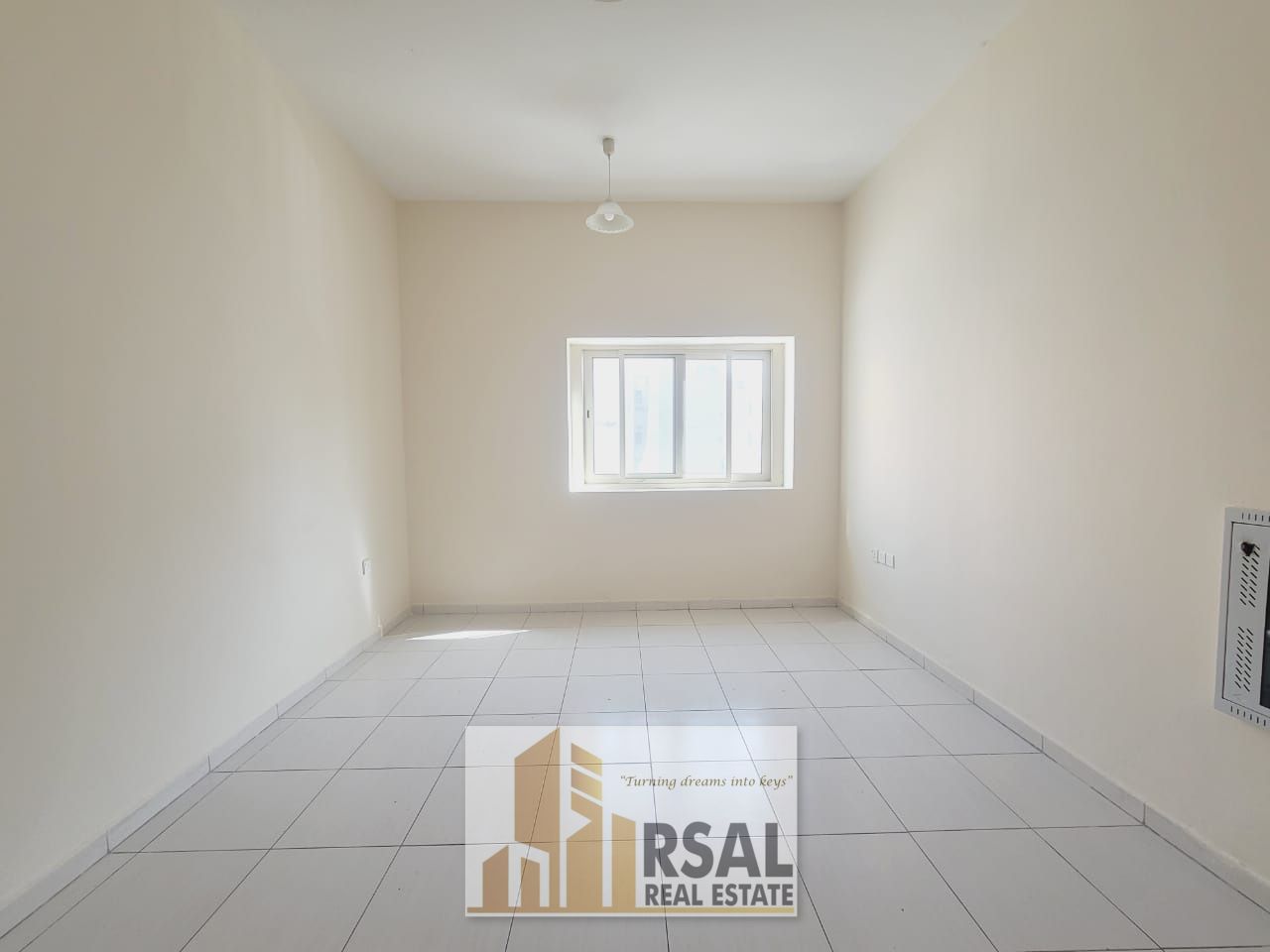 Afordable Lavish Family 1Bhk //Ready to Move//Easy Payment//Close To The Muwaileh Bus Station