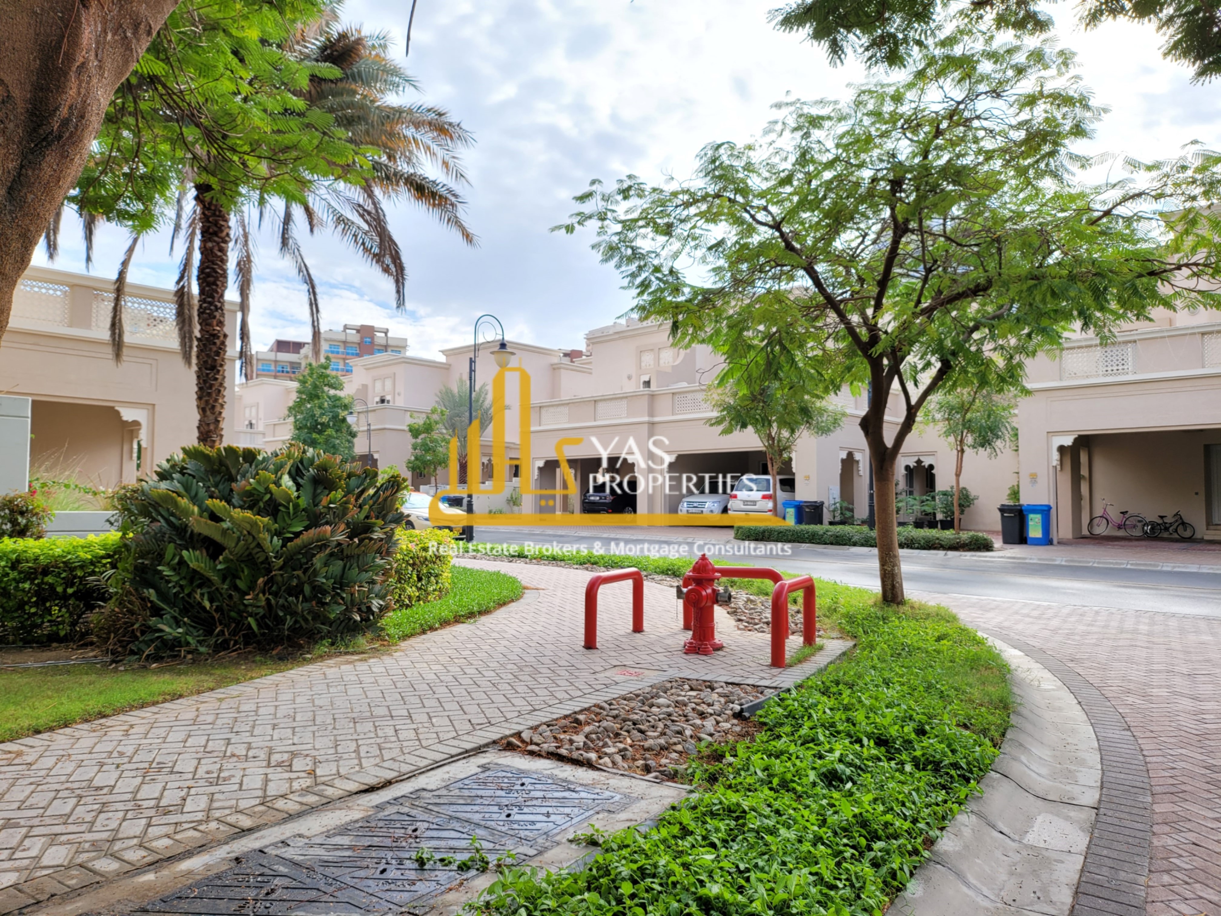 Large 5BR Independent Villa | Arabic Design