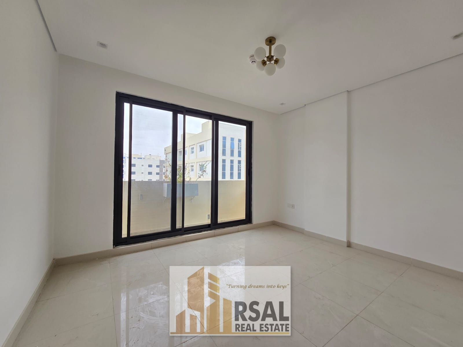 Luxery Brand New 1BHK on Prime Location For Family