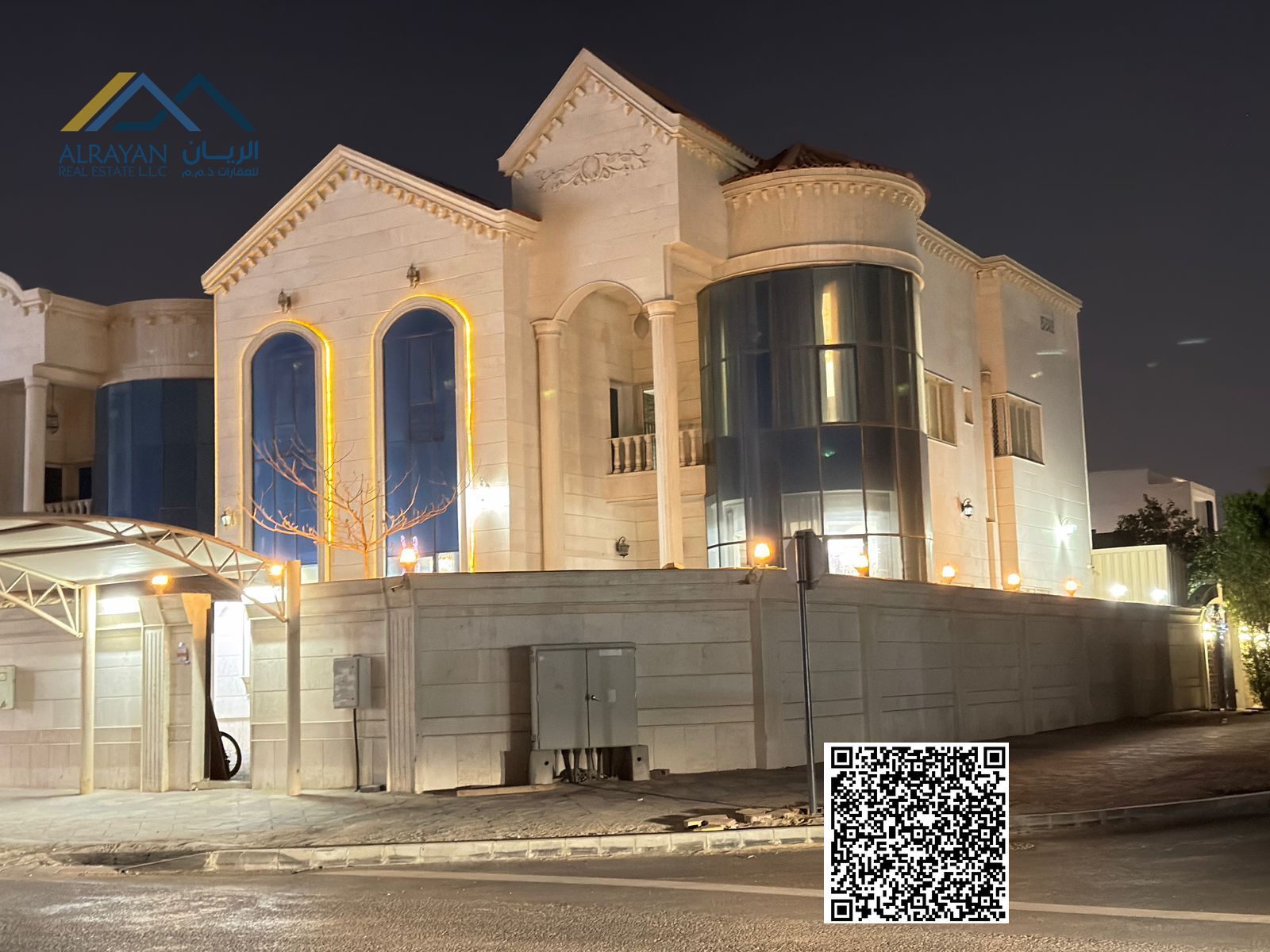Near the mosque, custom finishes, large spaces, corner location on two streets