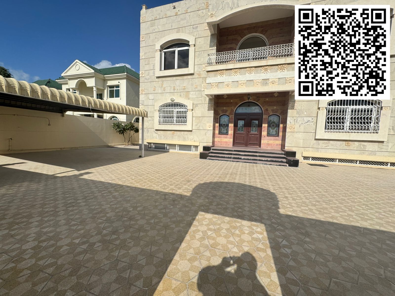 Luxury Villa for Sale in Al Ghubaiba – Super Deluxe Finishing | Prime Location A rare opportunity to own a premium villa in Al Ghubaiba – Ajman, ju