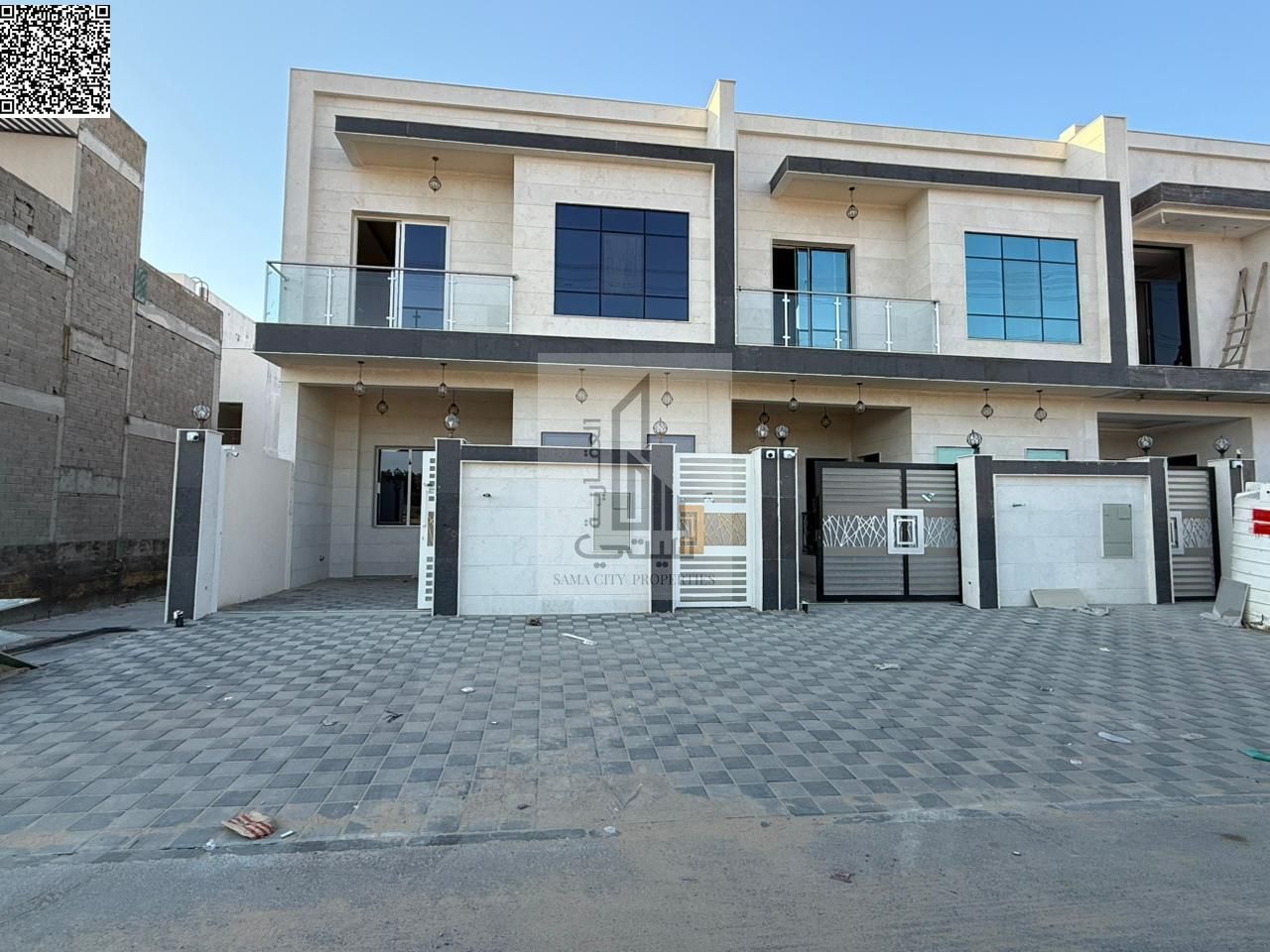 Villa for Sale in Al-Haliyo Area • 5 Master Bedrooms • Majlis with Bathroom • Living Room with Bathroom • Main Kitchen • Maid's Room • Large Set