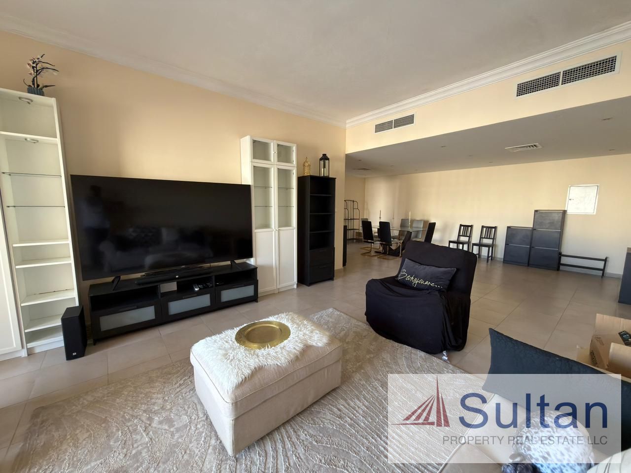 High Floor 2 Bed | Spacious Unit