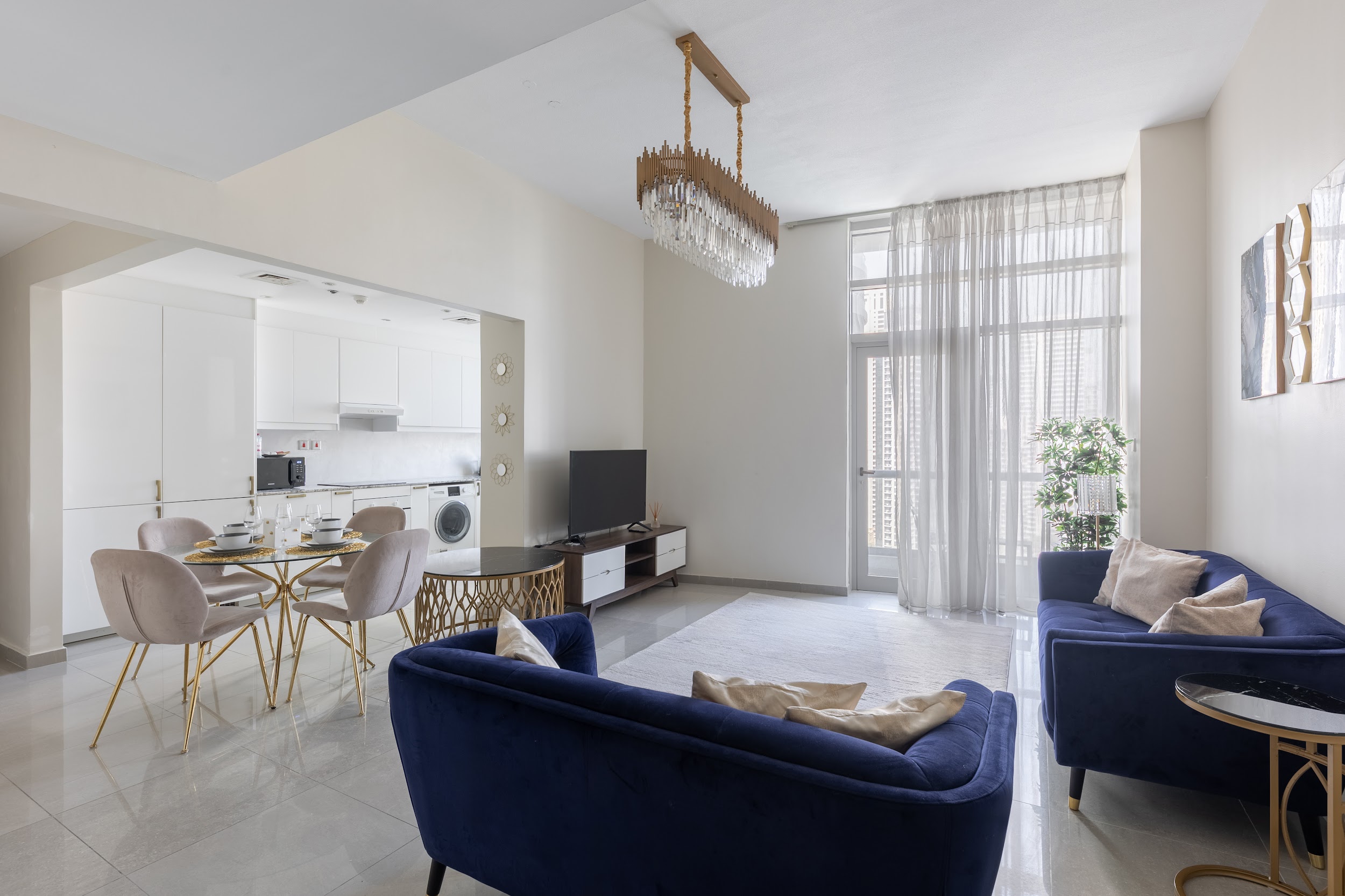 Spacious 2BR Marina View Apartment in Marina Wharf