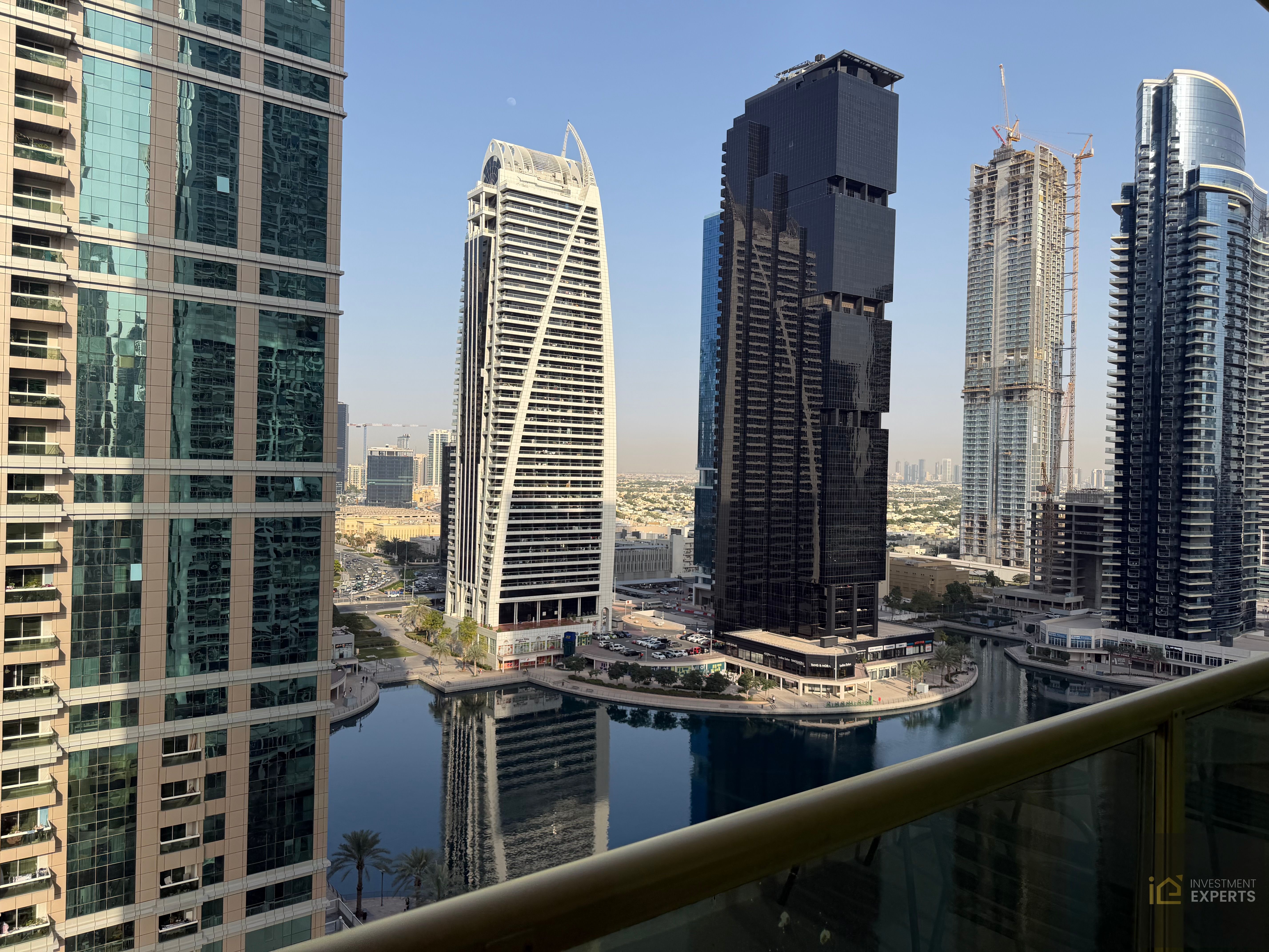 FULL LAKE VIEW | NEAR TO METRO |UNFURNISHED
