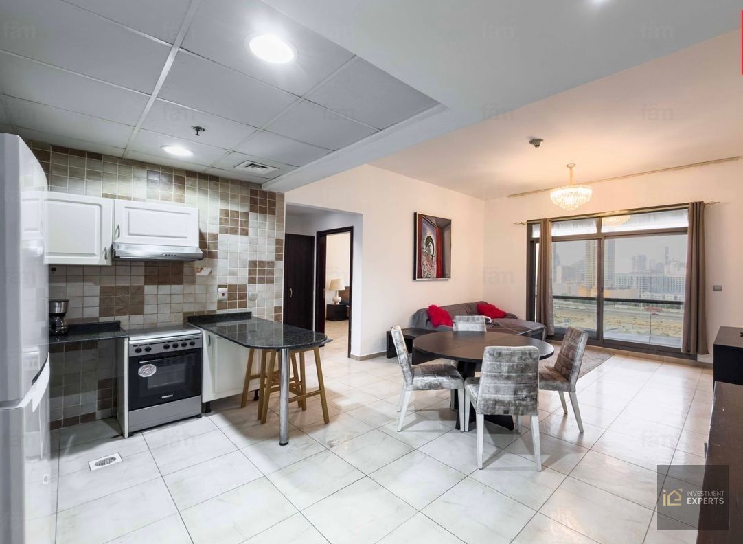 VOT | 909SQFT | +STUDY ROOM