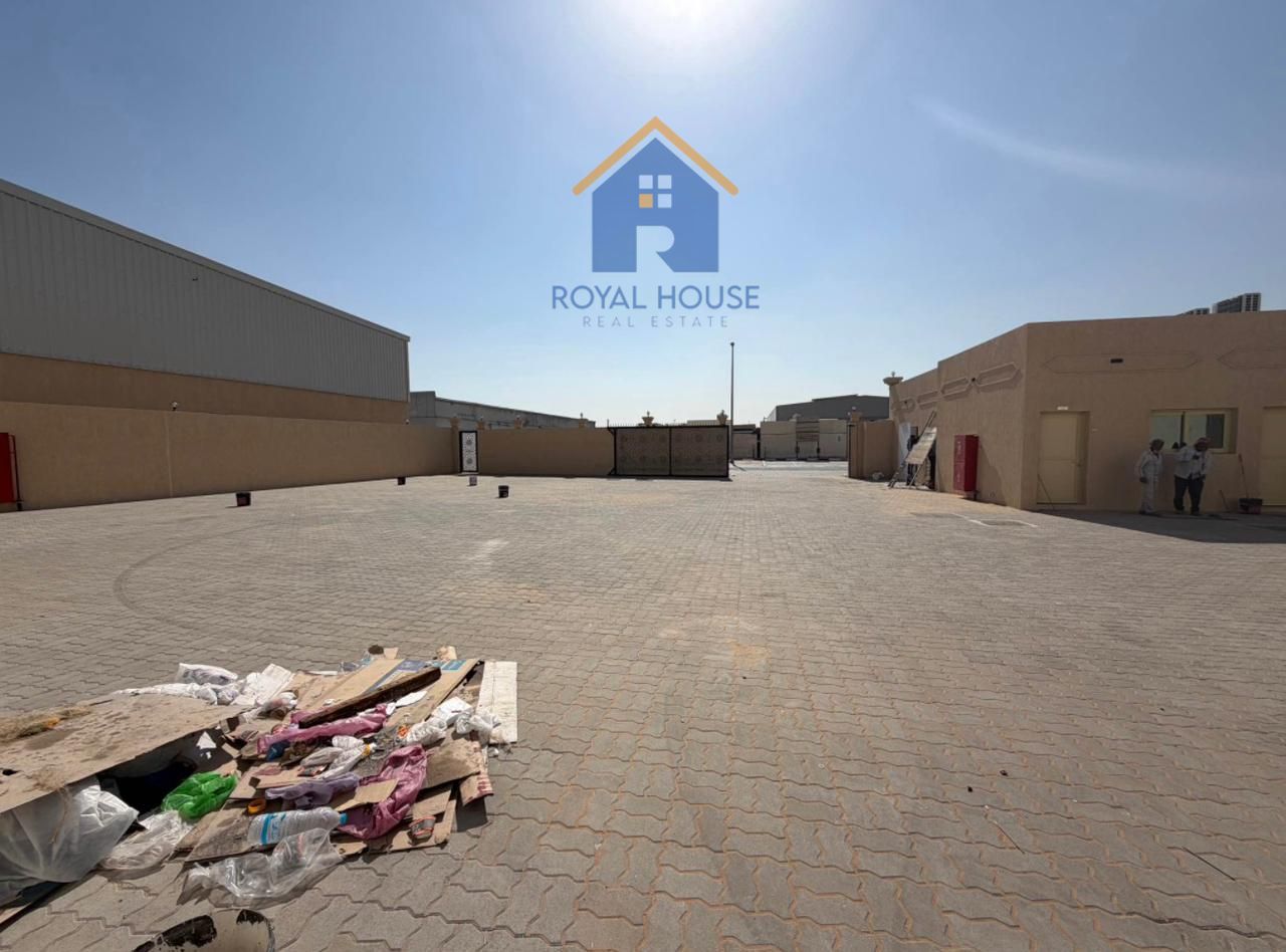 25,000sqft Open Yard And Warehouse and 175kilowats