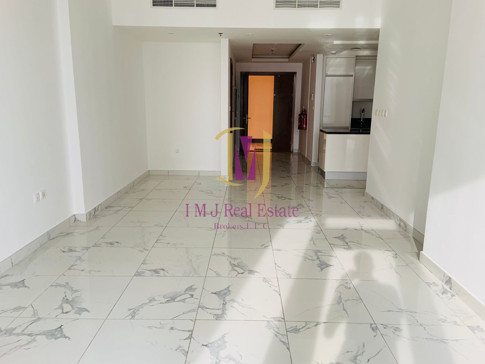 Hot Deal | Spacious Layout | Sea View