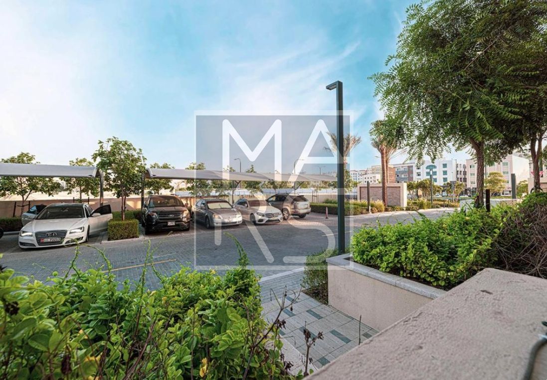 Elegant 1BHK | Privet Terrace | Spacious | luxury furniture