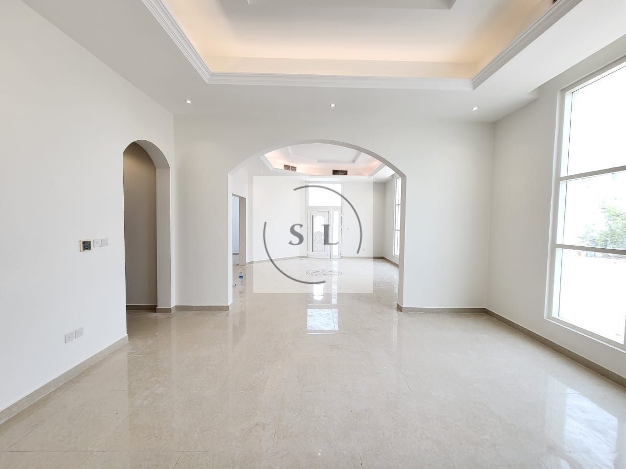 Spacious Villa | 6 Parking | Elegant Layout
