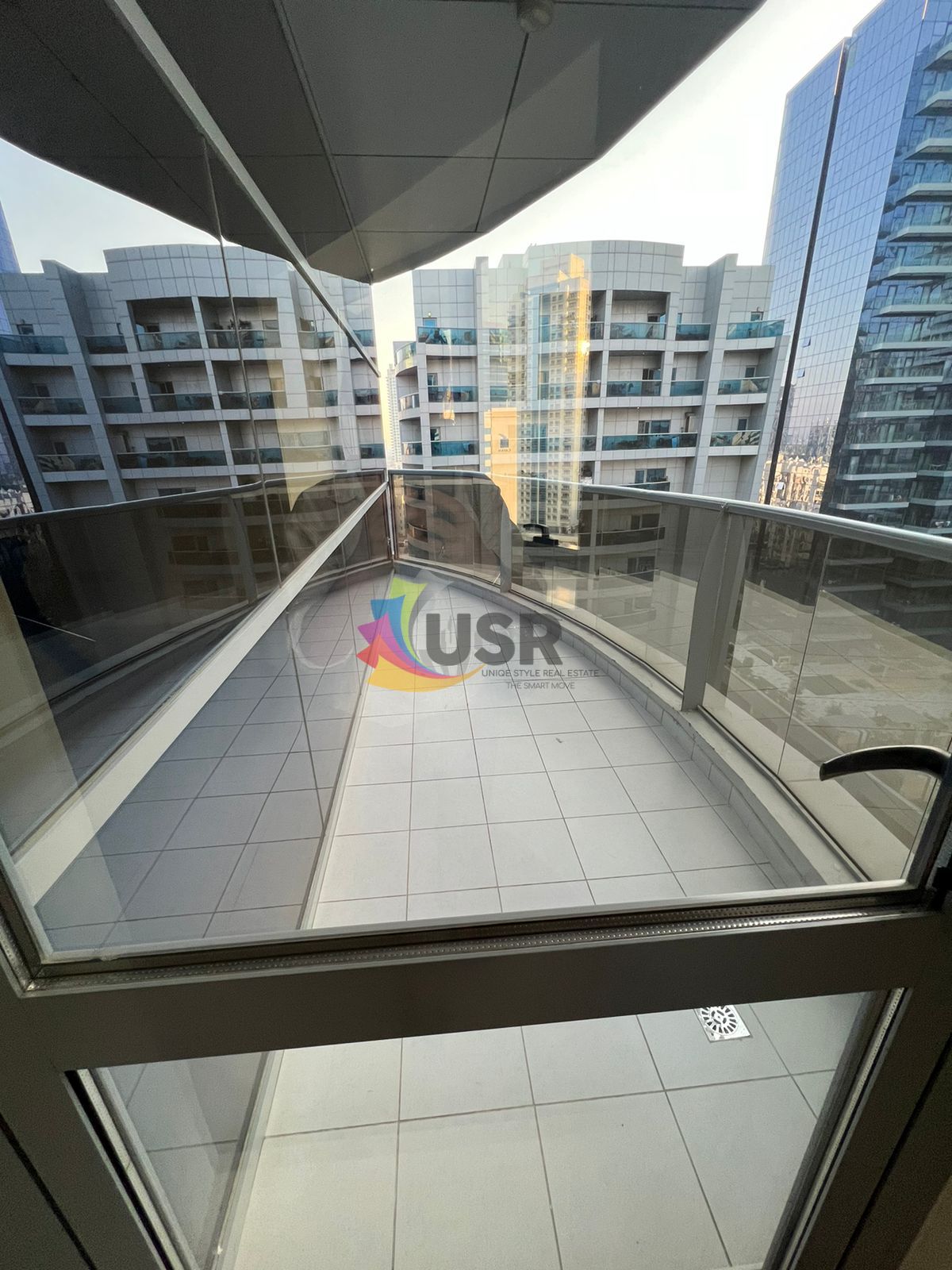 CLOSE TO METRO 2BHK W/ BALCONY ALL AMENITIES FOR 90K
