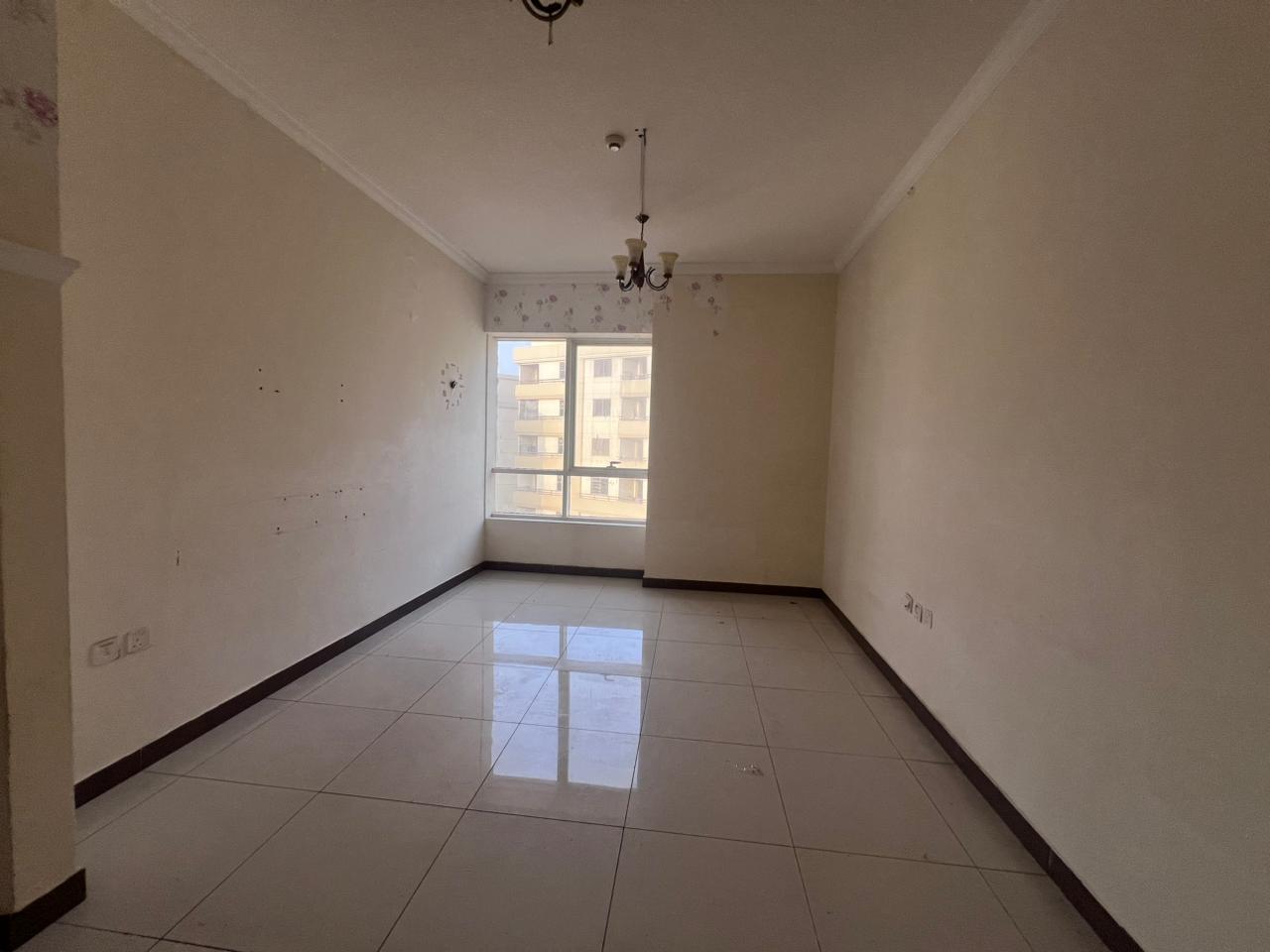 Rent in a prime location with large space, GYM and one-month deferred security deposit