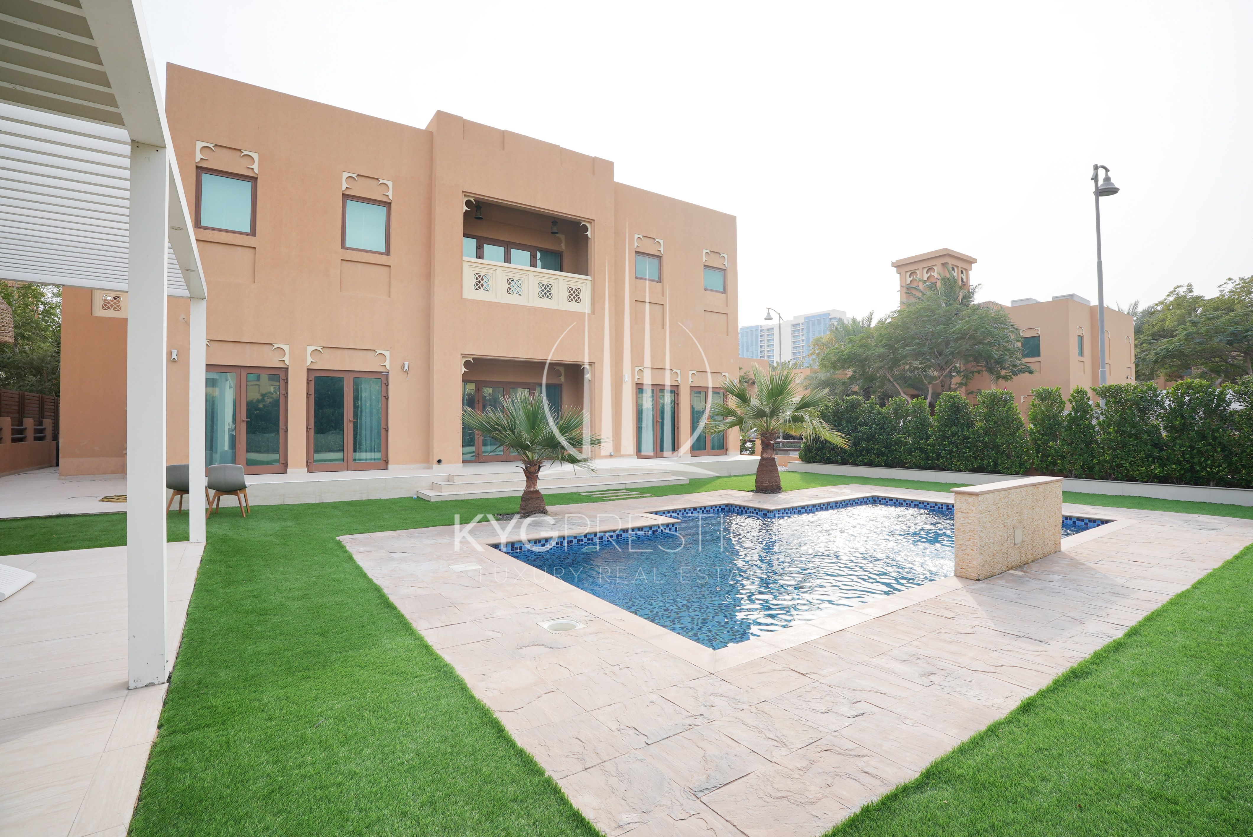 Private pool | corner unit | Fully upgraded