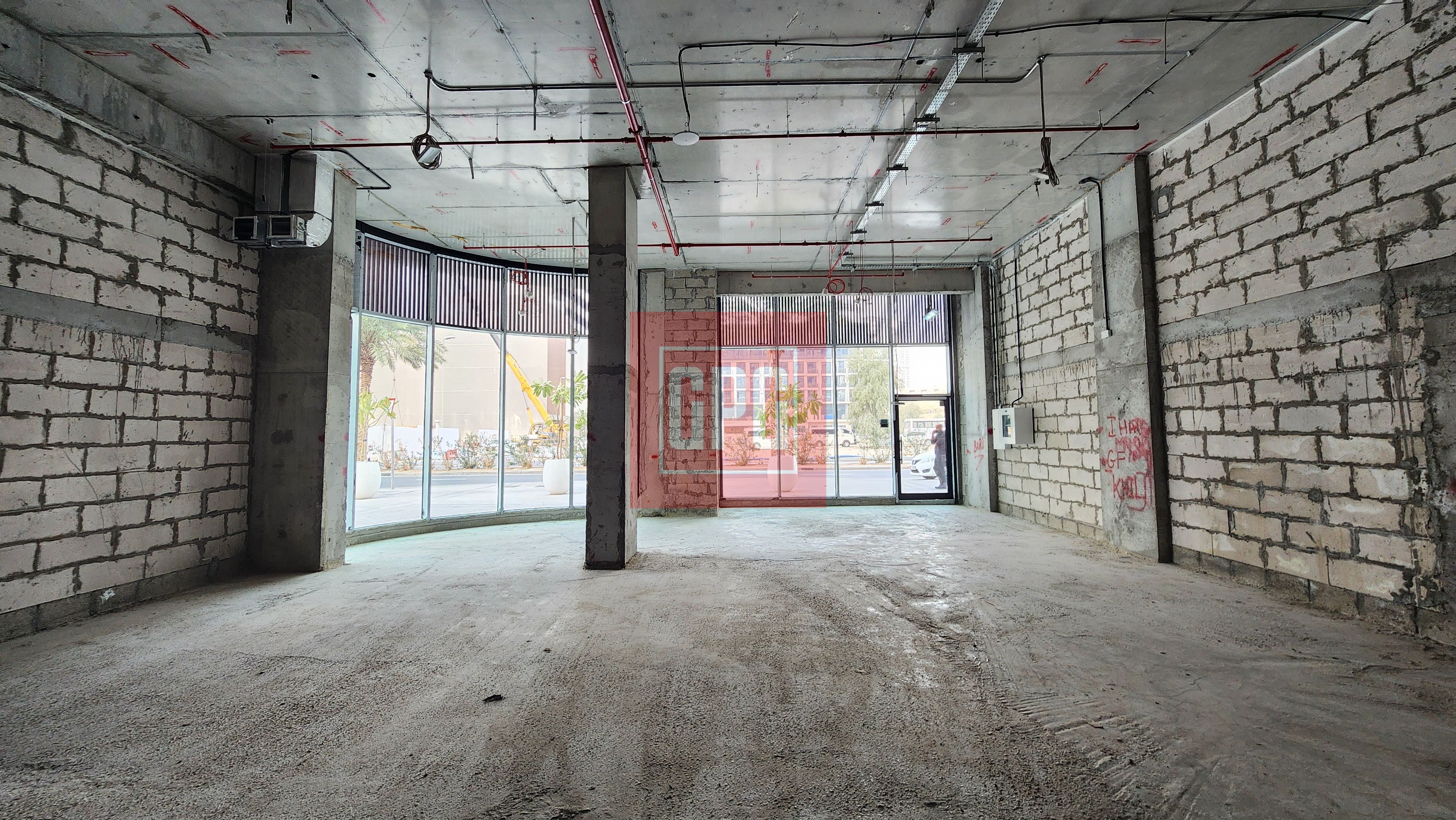 RETAIL DESIGNED TO DOMINATE