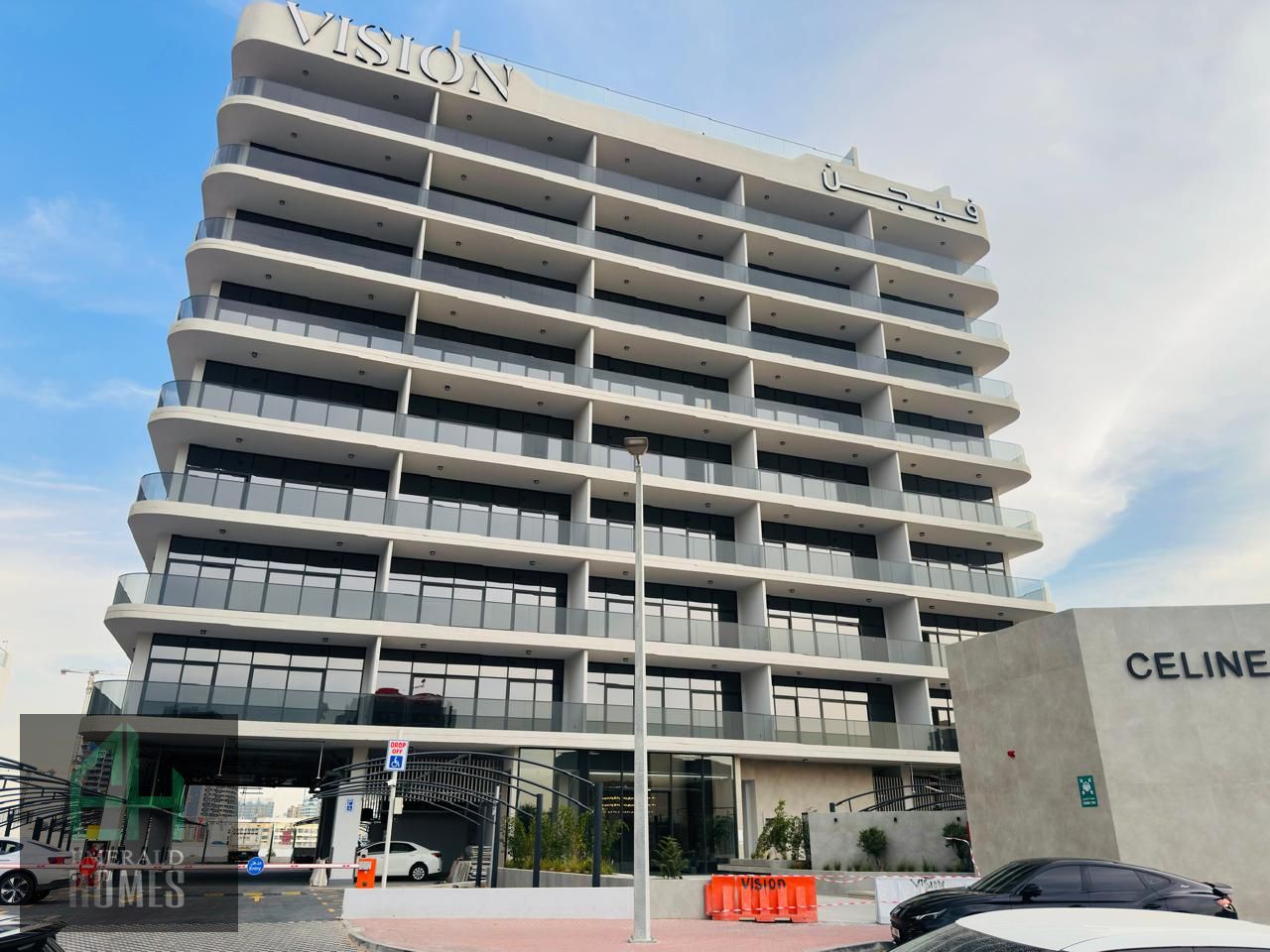 LUXURY FINISHING I BRAND NEW I SEMI FURNISHED I OPEN VIEW I READY TO MOVE IN
