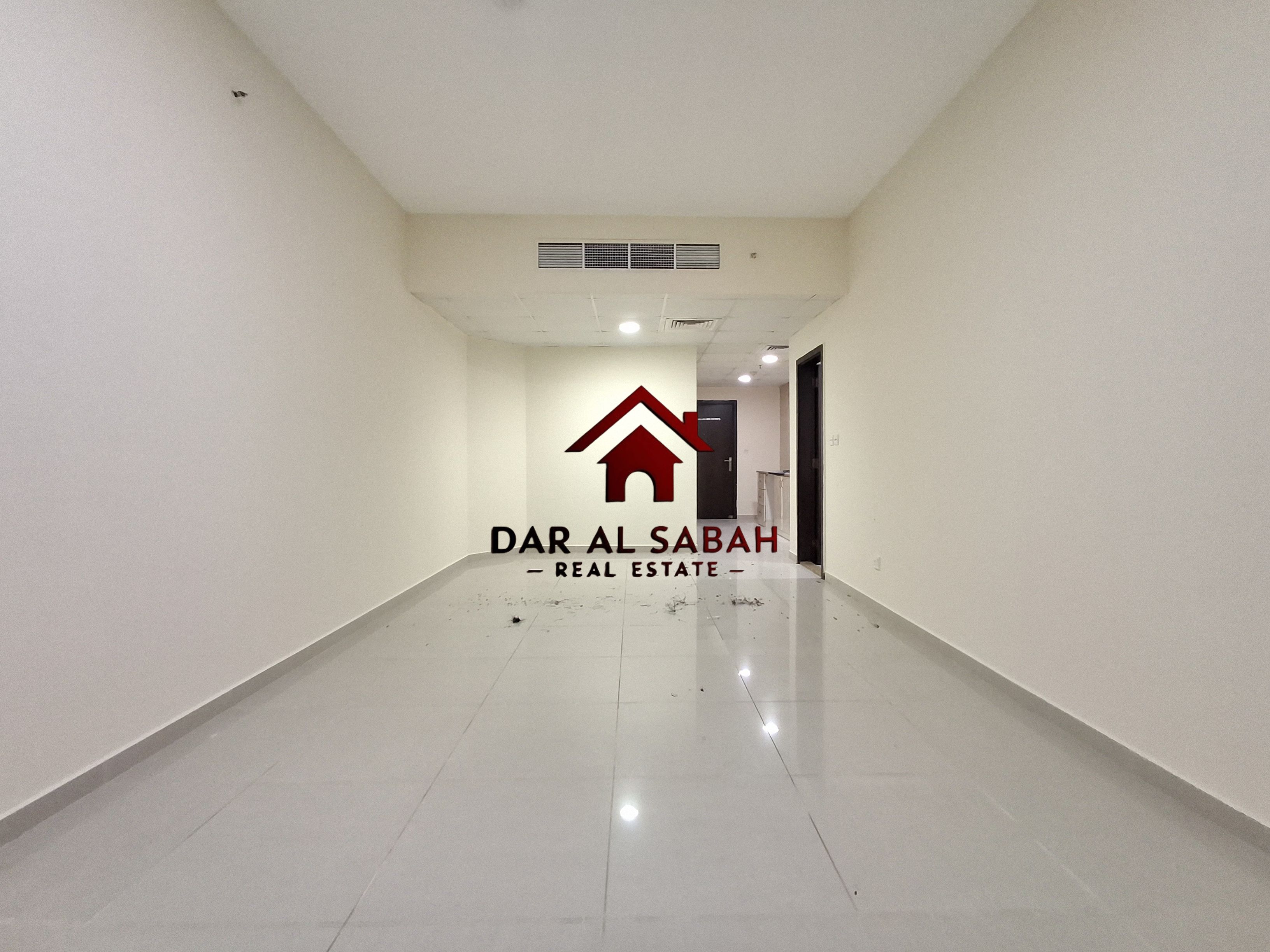 BIG STUDIO FRONT OF F22 BUS DUBAI EXIT SAHARA CENTER